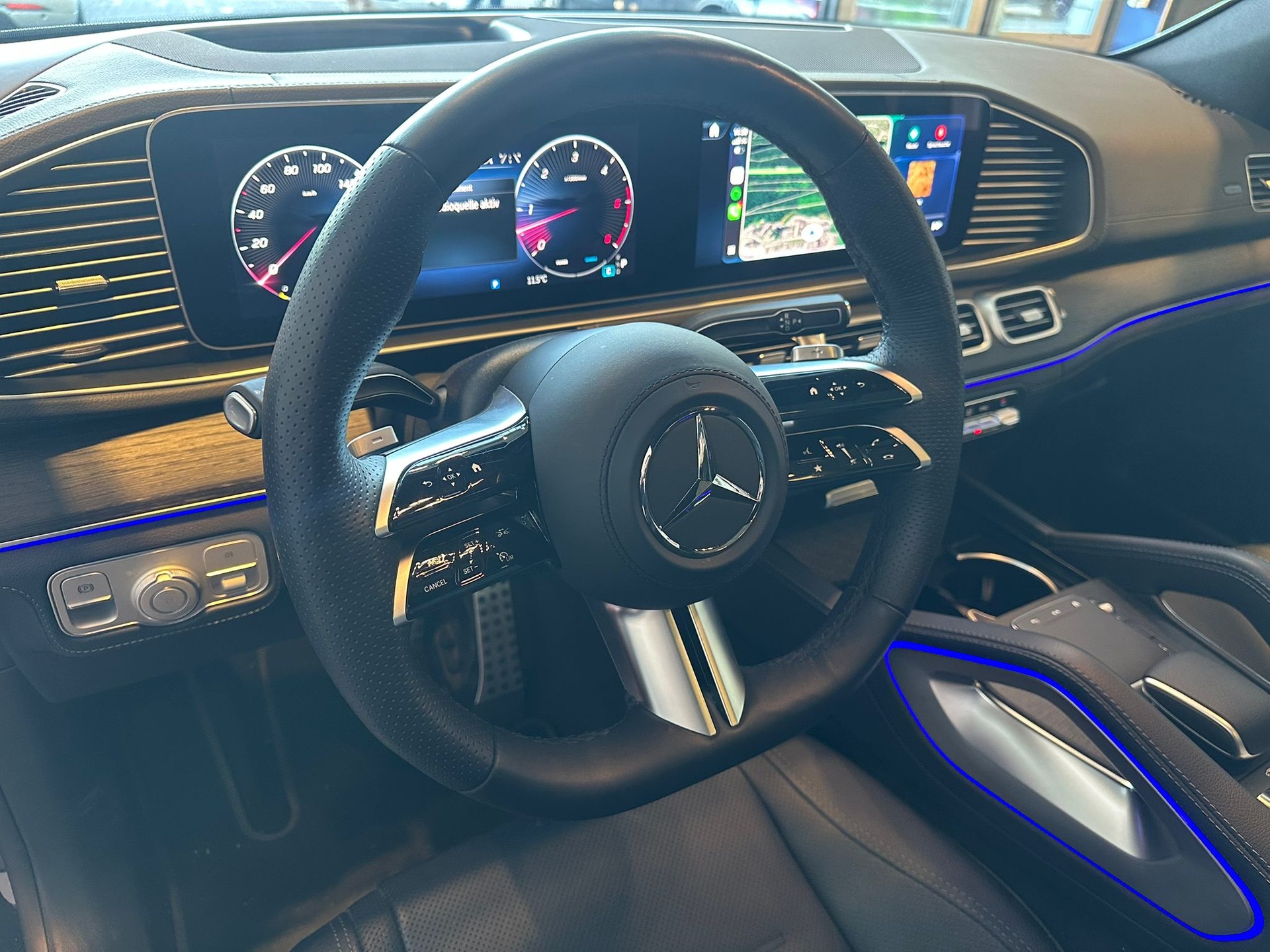 MERCEDES-BENZ GLE 450 d 4Matic 9G-Tronic-image-10