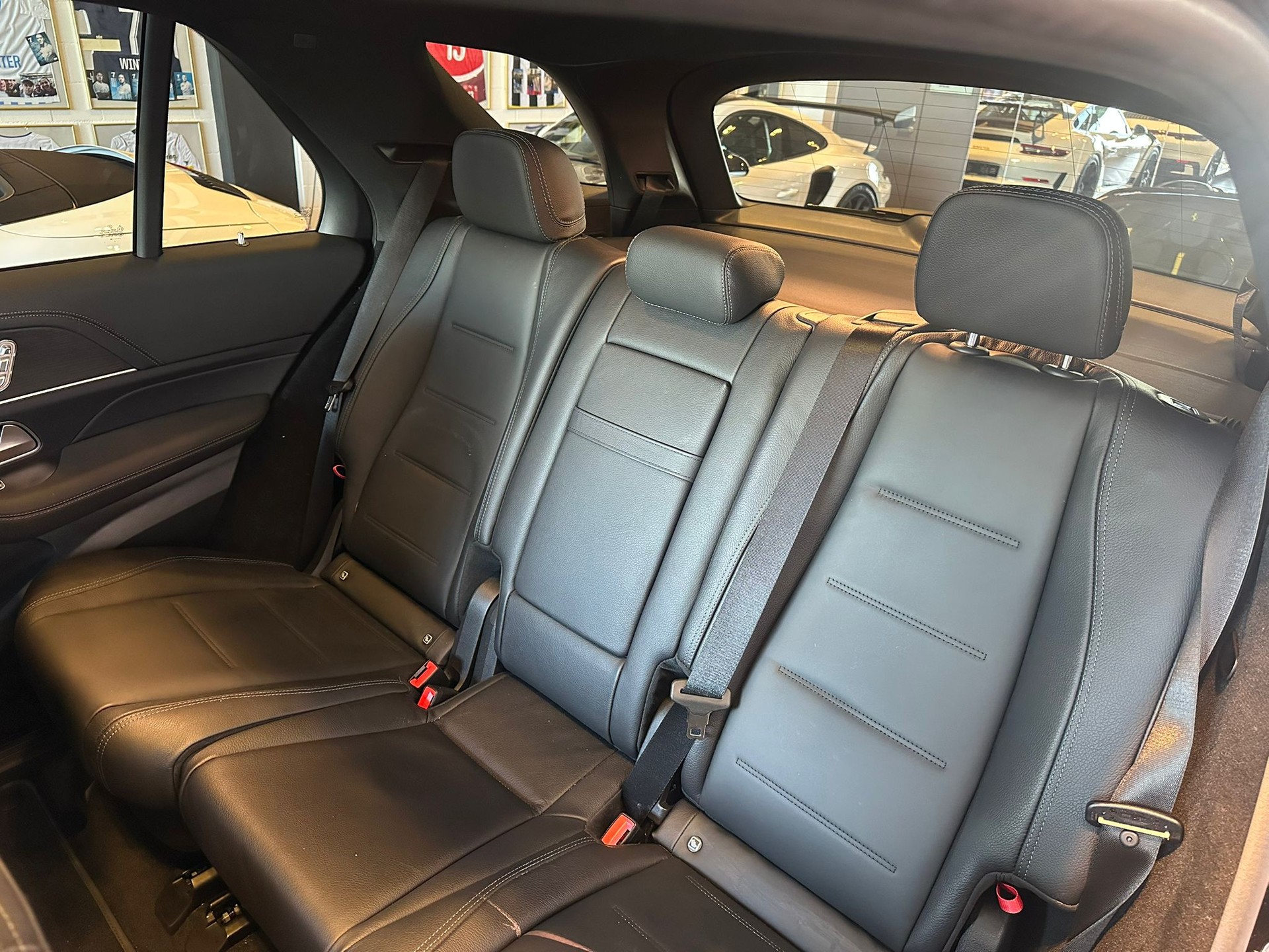 MERCEDES-BENZ GLE 450 d 4Matic 9G-Tronic-image-9