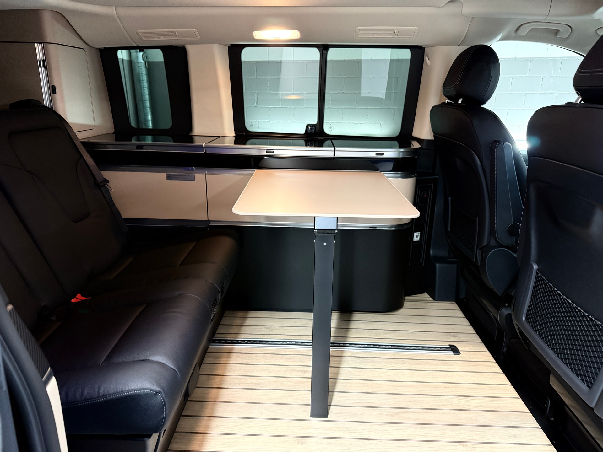 MERCEDES-BENZ Marco Polo 300 d 4MATIC Standard 3200mm L-image-9