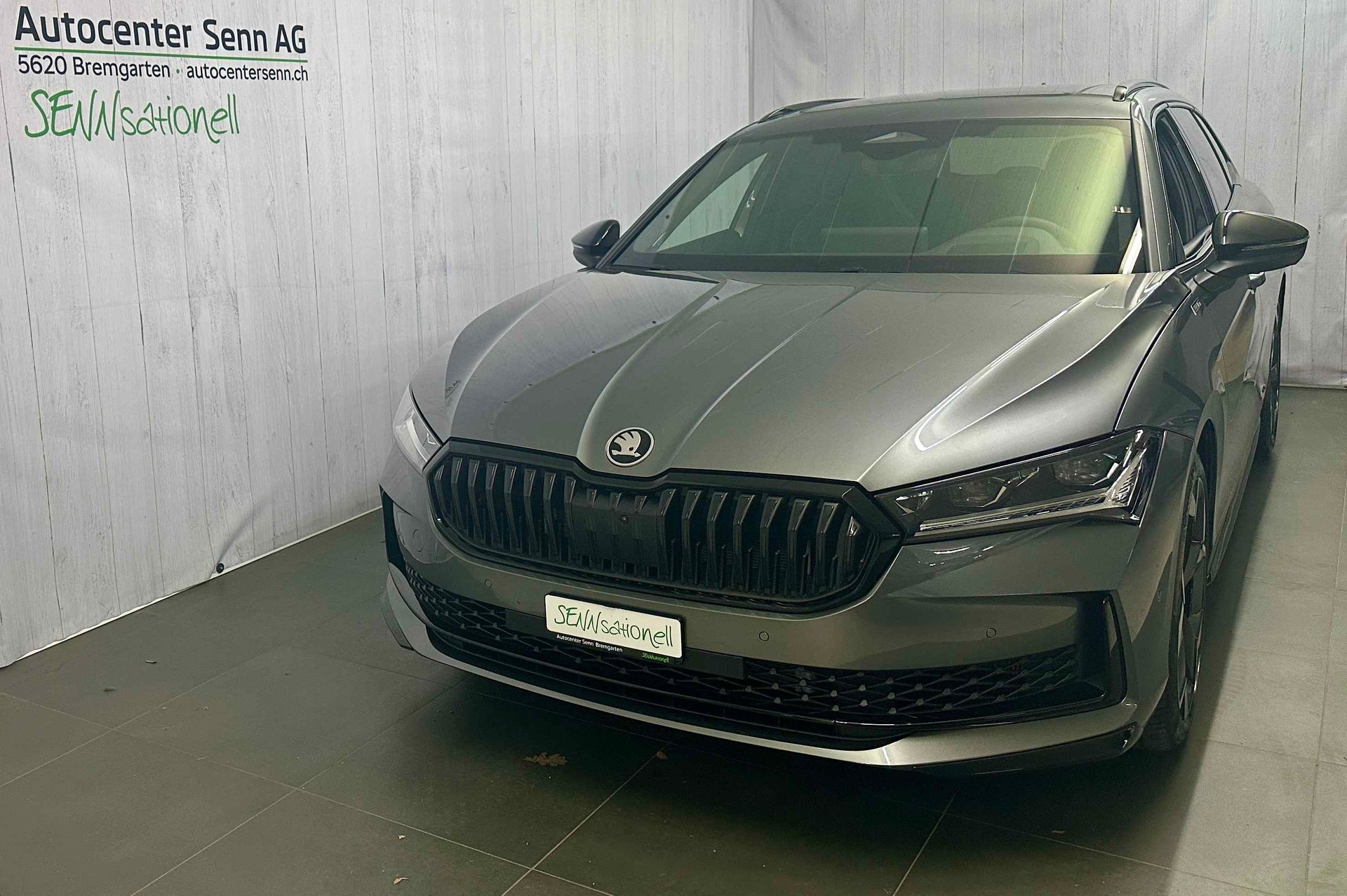 SKODA Superb Combi 2.0 TSI Sportline 4x4 DSG-image-1