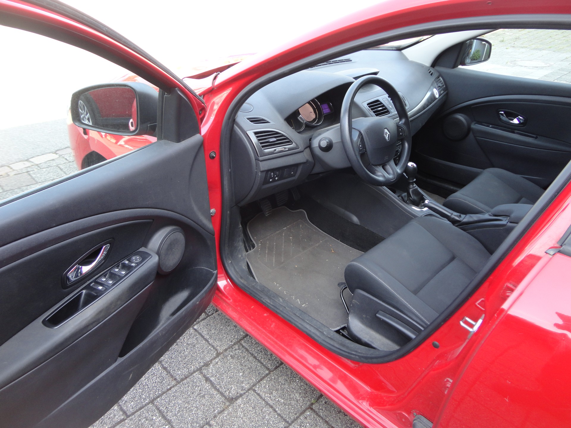RENAULT Mégane Grandtour 1.5 dCi Expression-image-9