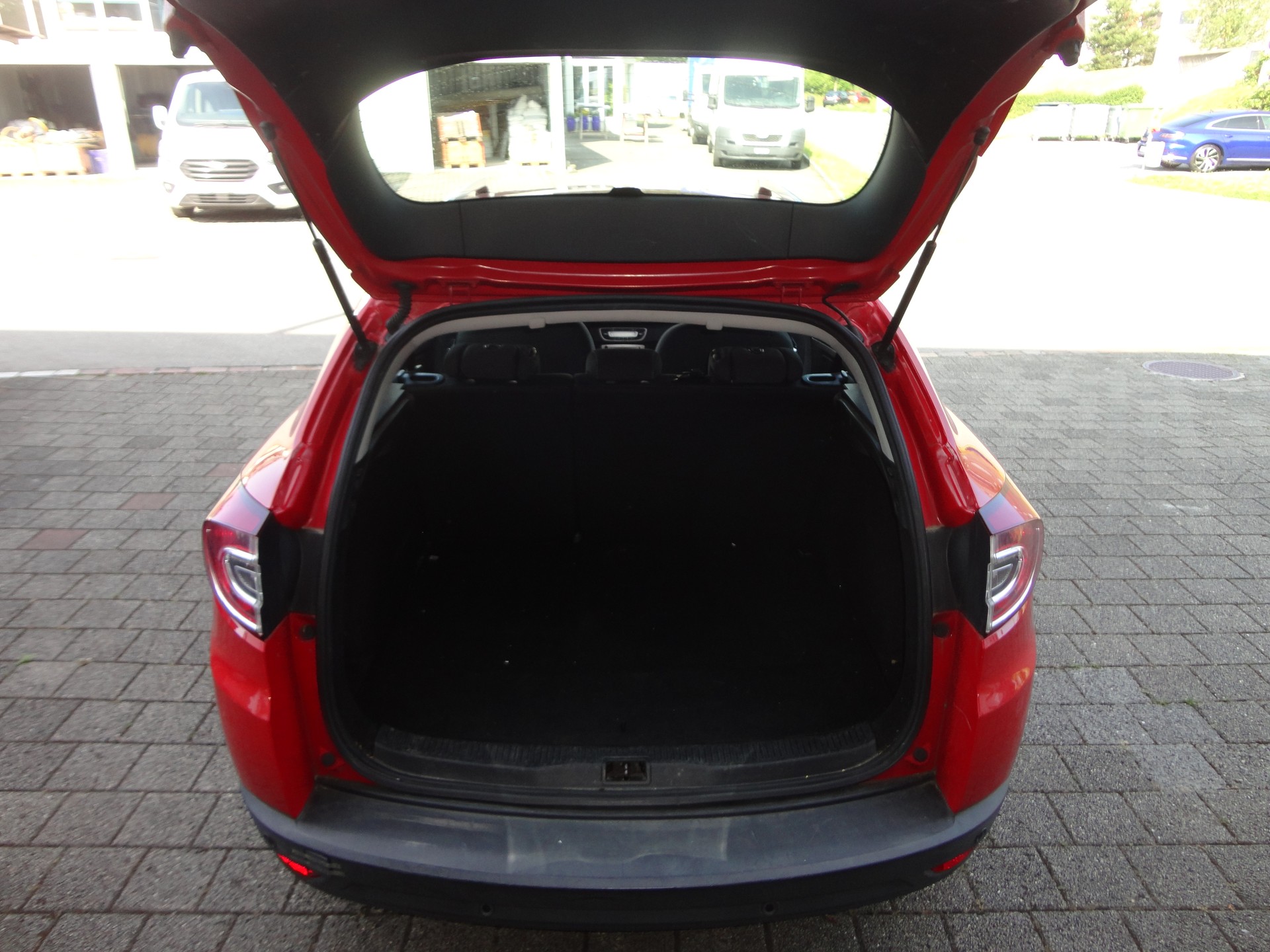 RENAULT Mégane Grandtour 1.5 dCi Expression-image-11