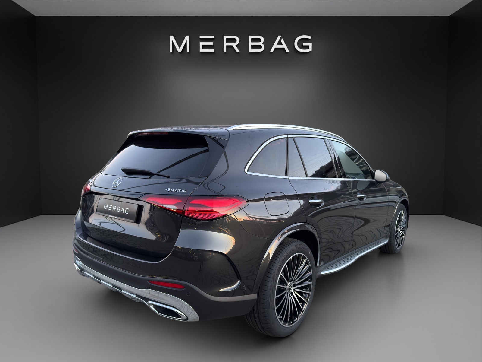 MERCEDES-BENZ GLC 300 4Matic 9G-Tronic-image-4