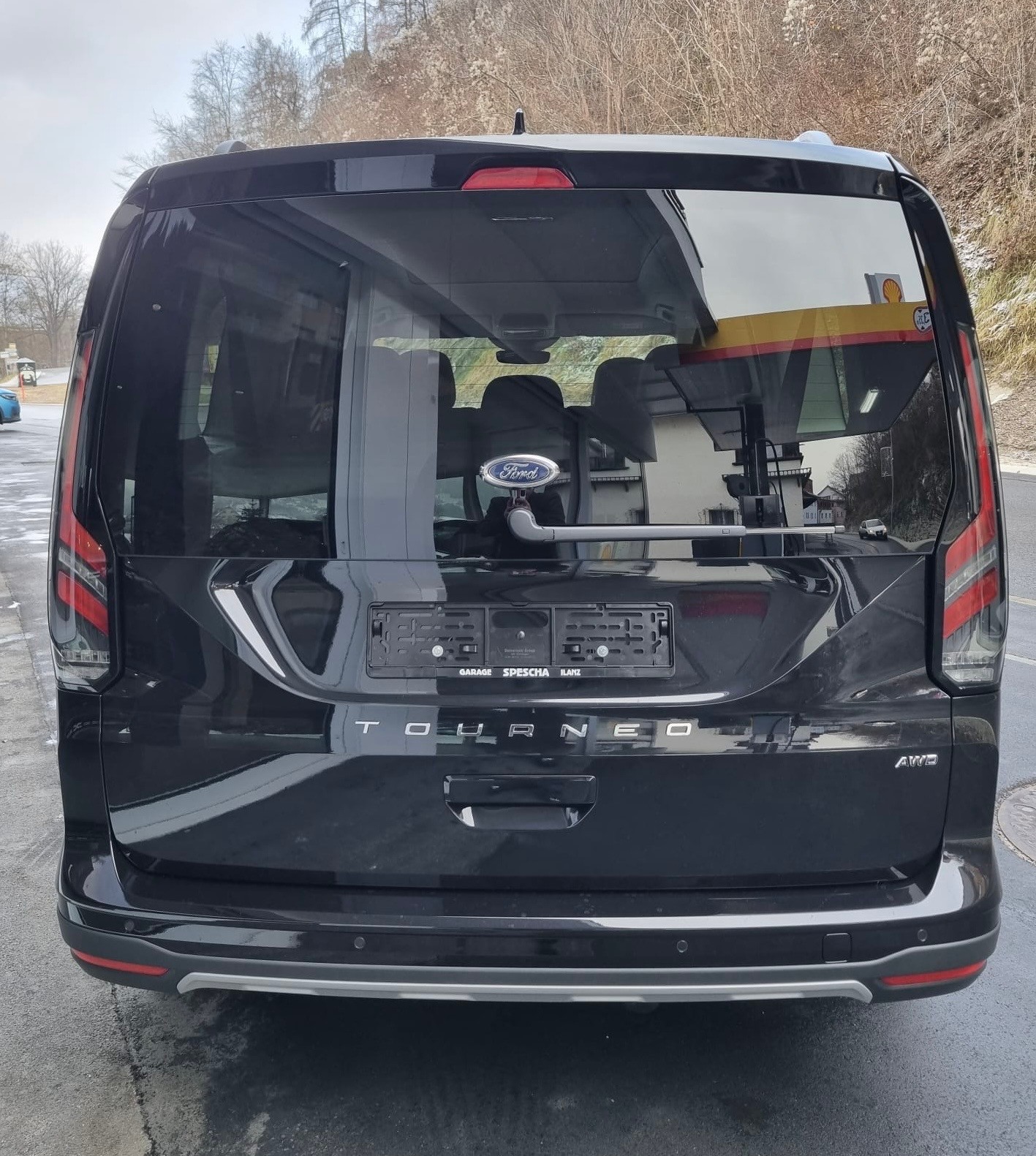 FORD Grand Tourneo Connect 2.0 EcoBlue AWD Active-image-7
