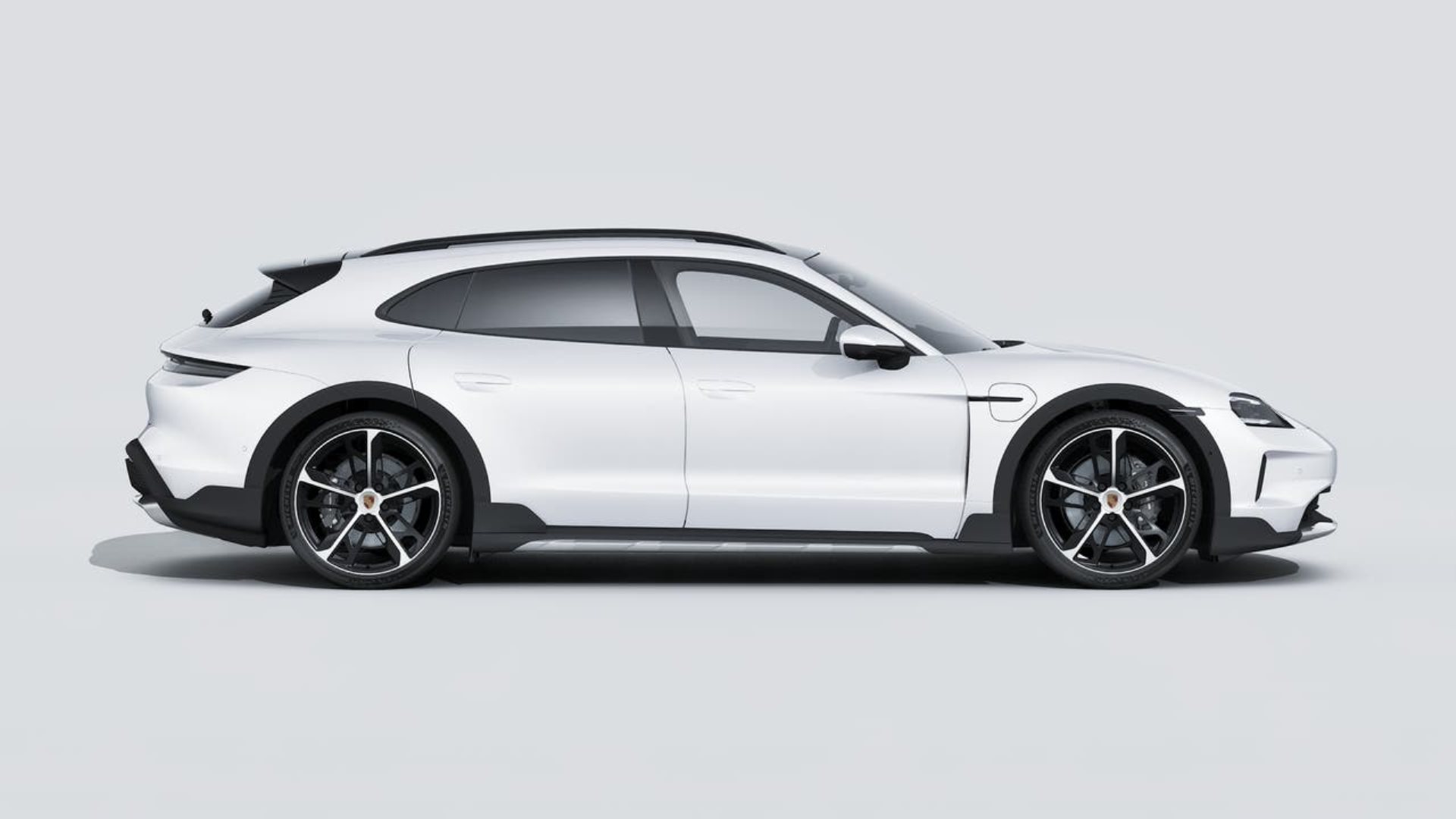 PORSCHE Taycan 4 Cross Turismo-image-5