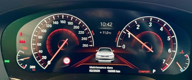 BMW 540i xDrive Steptronic M Sport-image-15