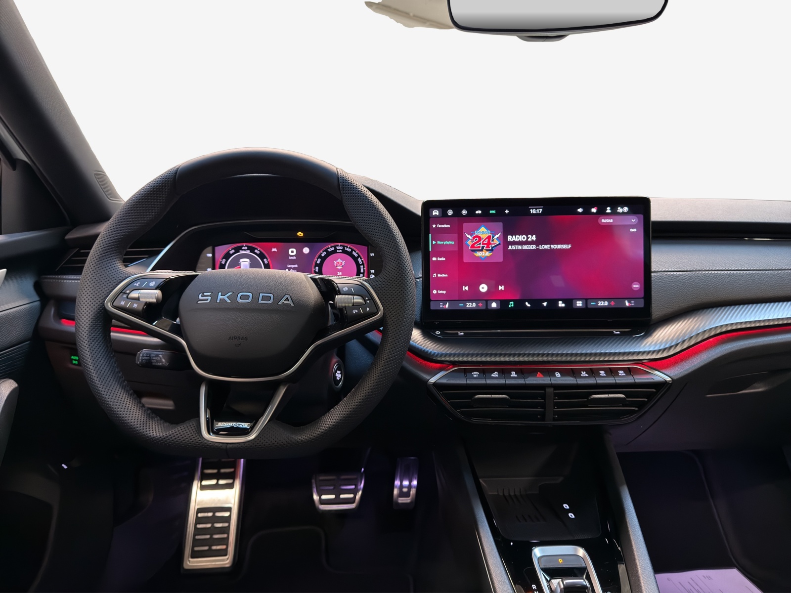 SKODA Octavia Combi 2.0 TSI DSG Dynamic 4x4-image-8