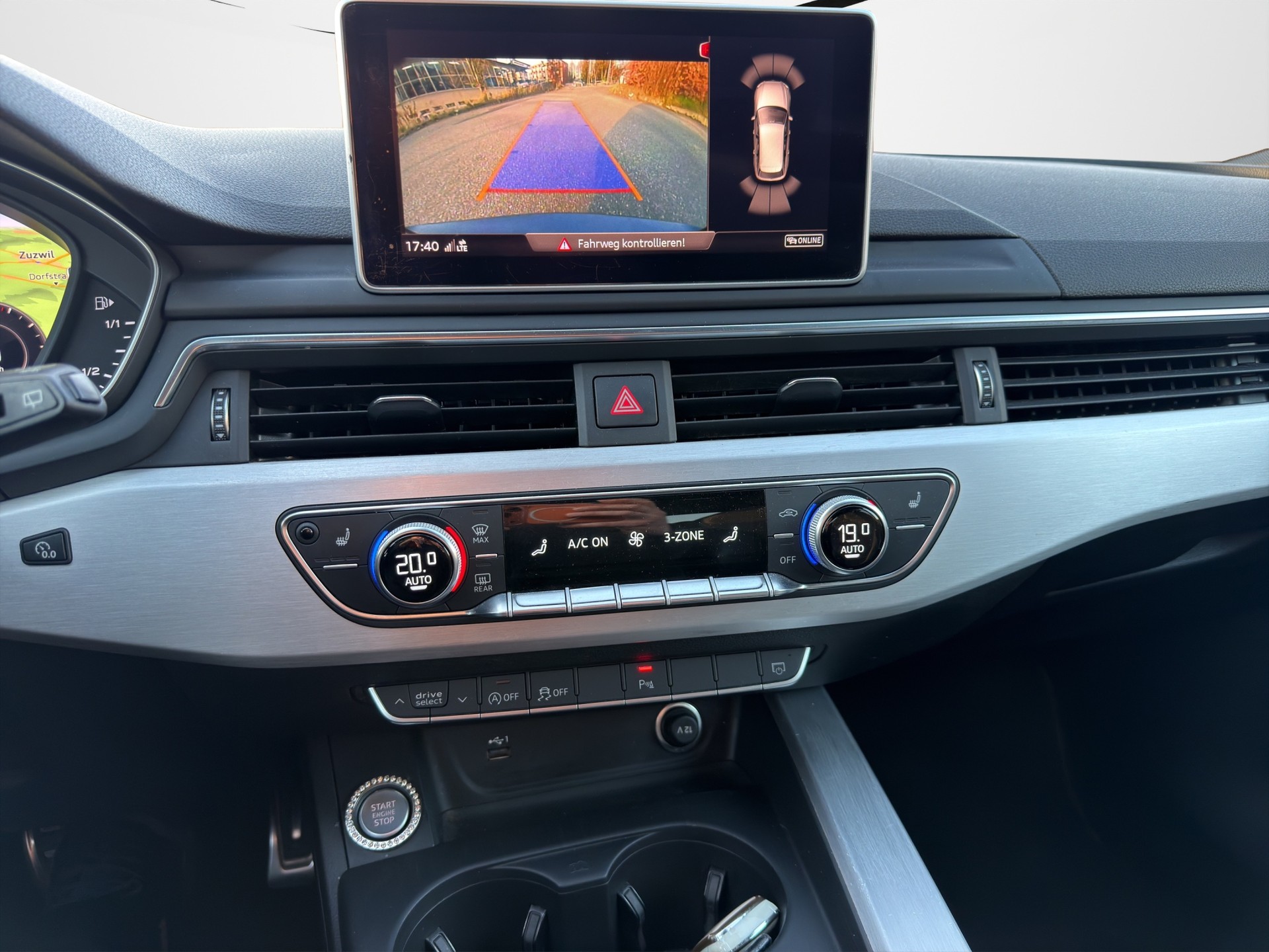 AUDI A4 Avant 35 TDI Sport S-tronic-image-16
