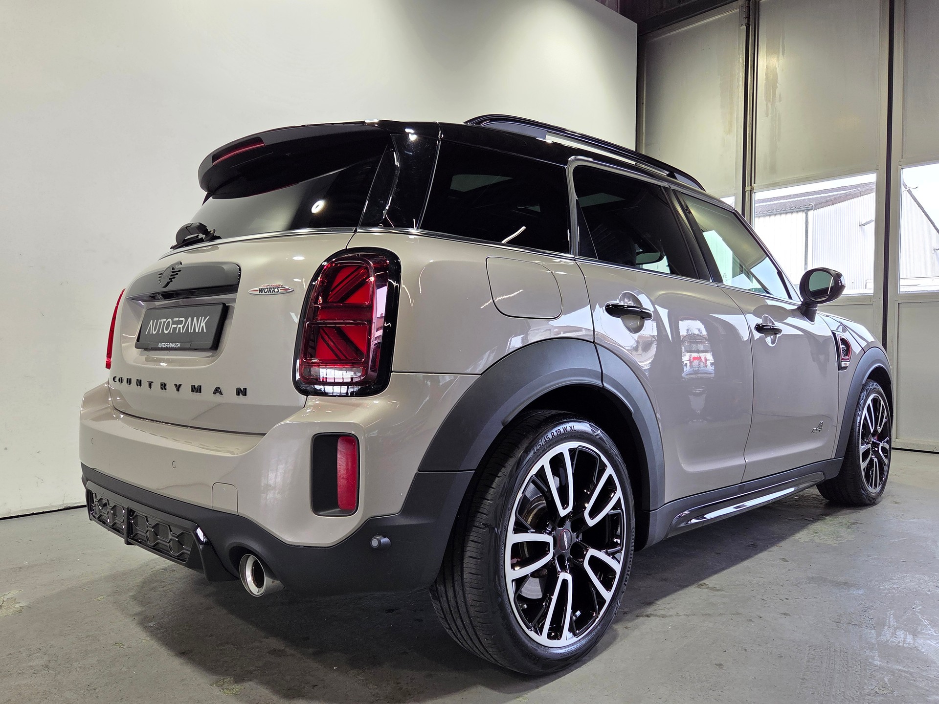 MINI Countryman F60 2.0i John Cooper Works ALL4-image-14