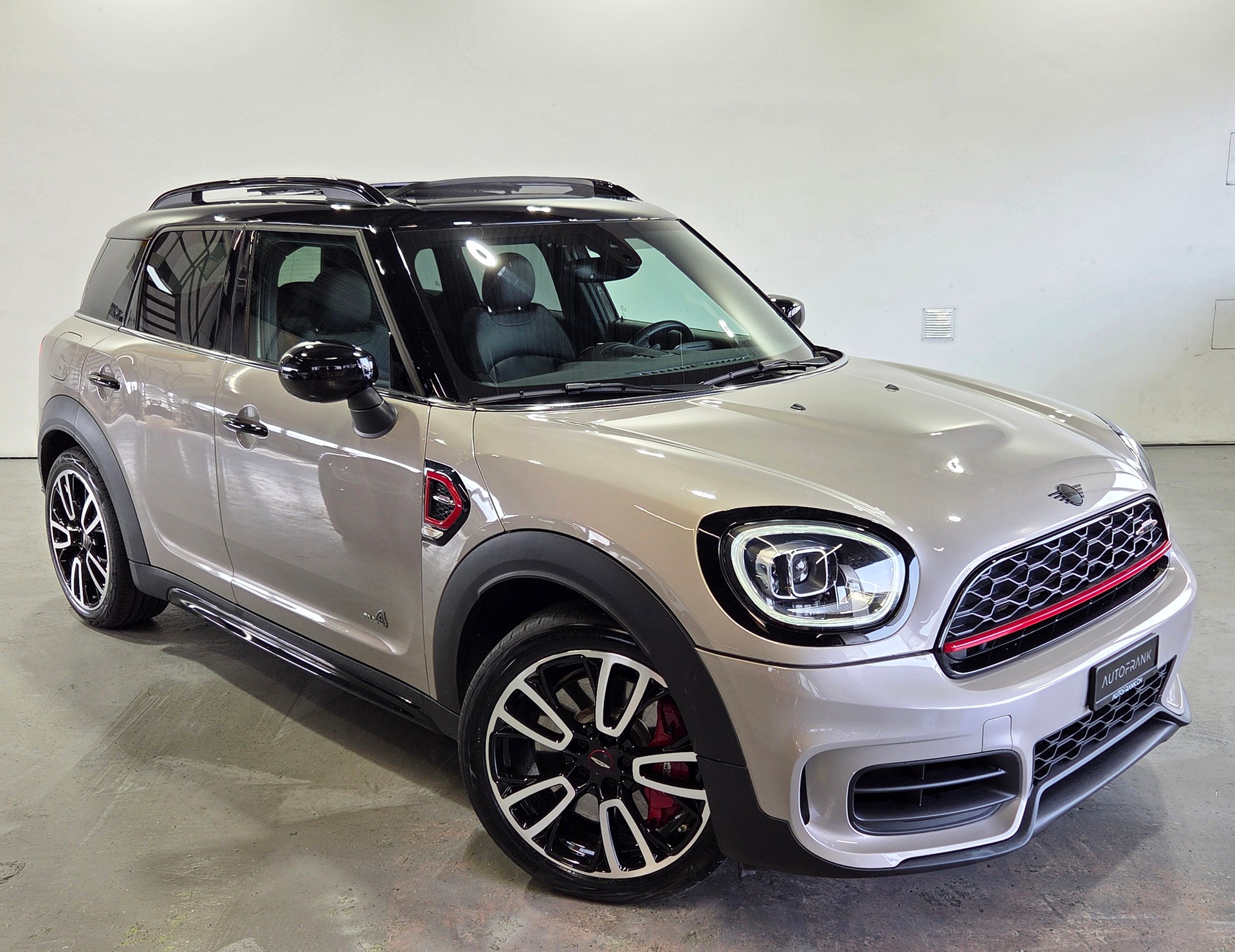 MINI Countryman F60 2.0i John Cooper Works ALL4-showroom-element-3