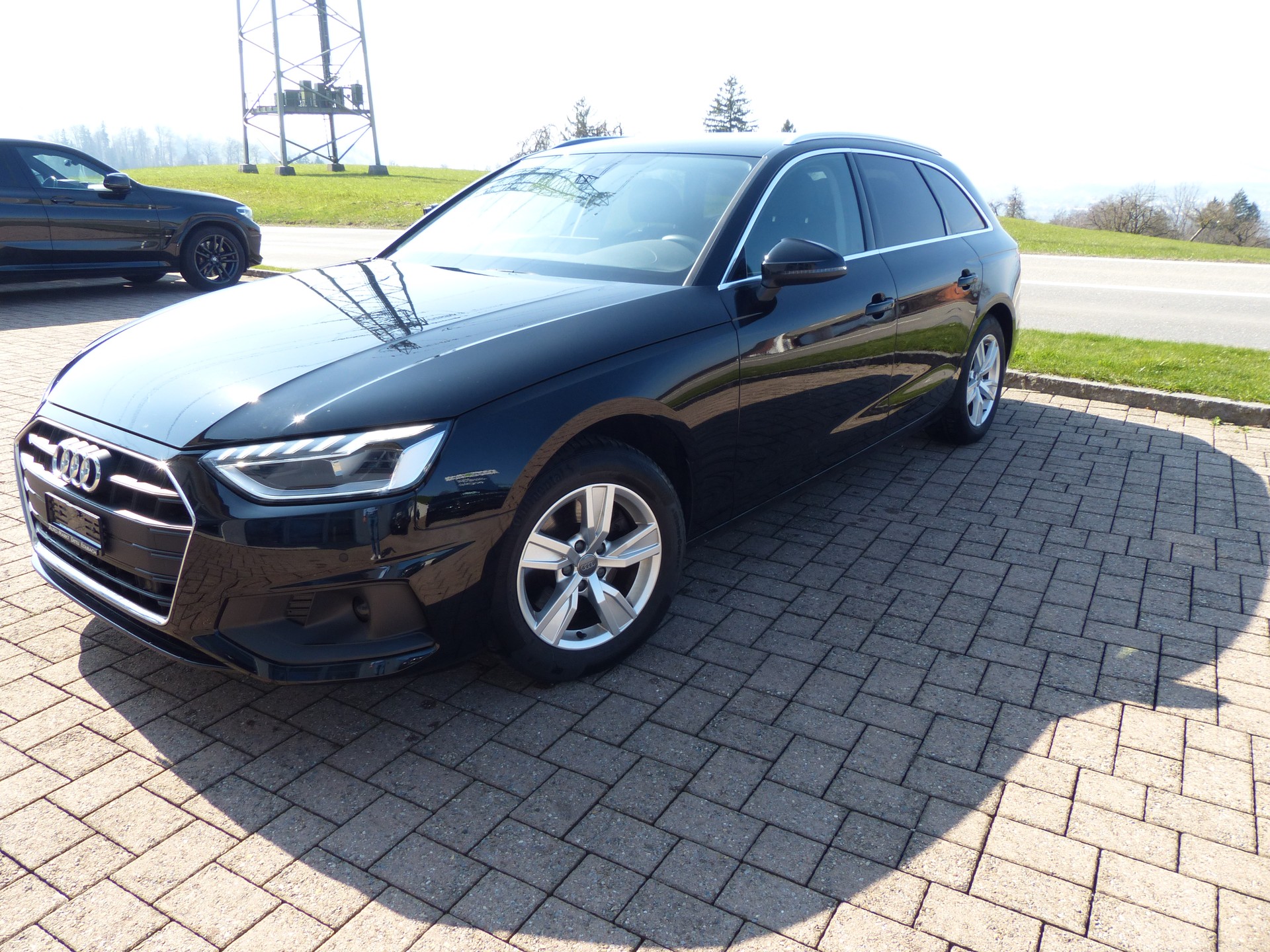 AUDI A4 Avant 35 TDI S-tronic-showroom-element-2