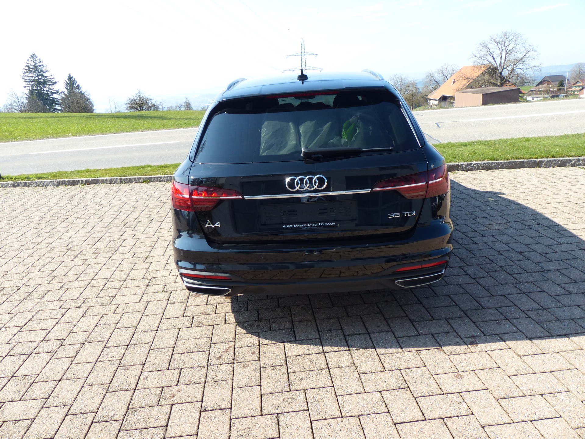 AUDI A4 Avant 35 TDI S-tronic-image-9