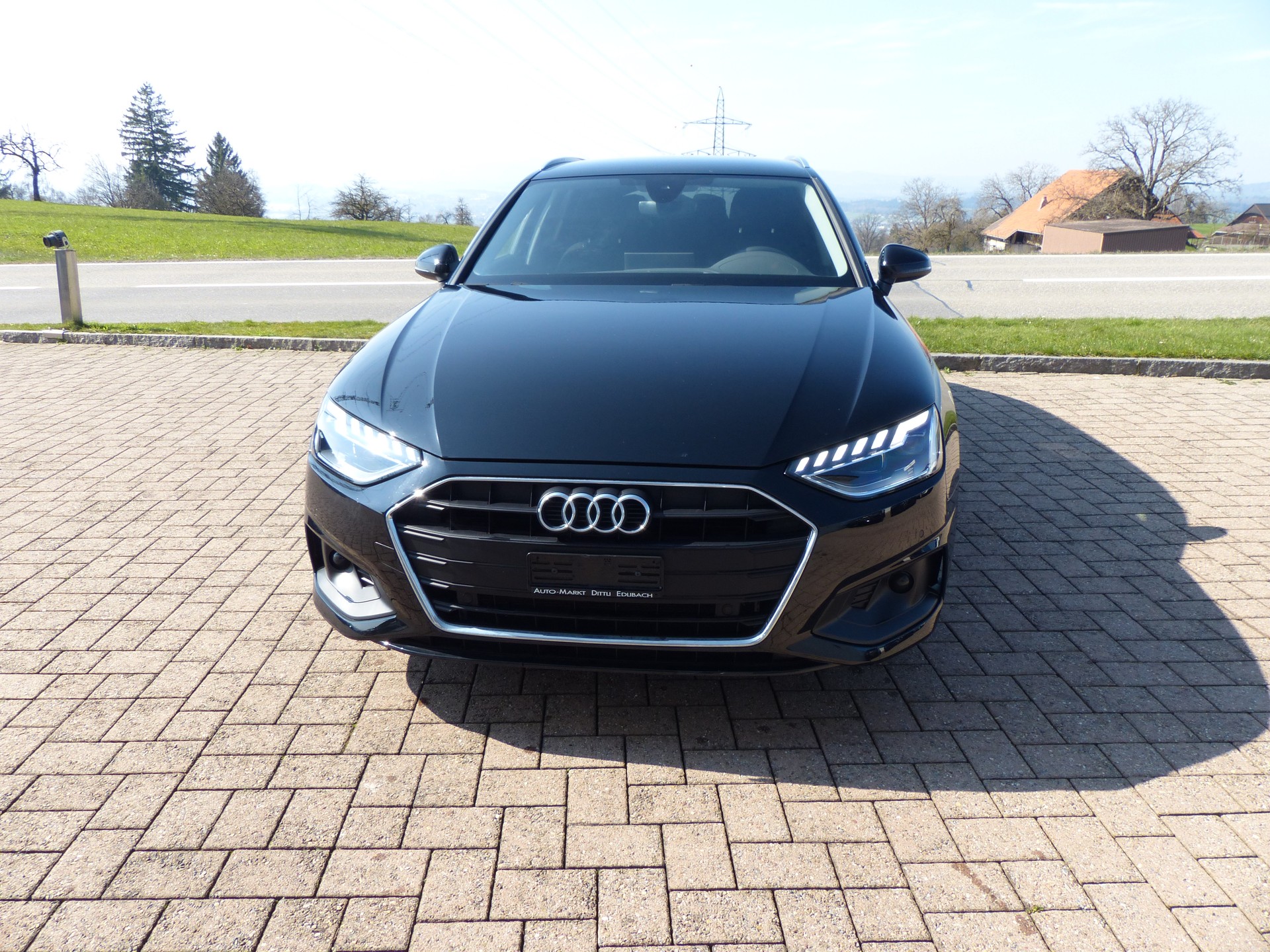 AUDI A4 Avant 35 TDI S-tronic-showroom-element-3
