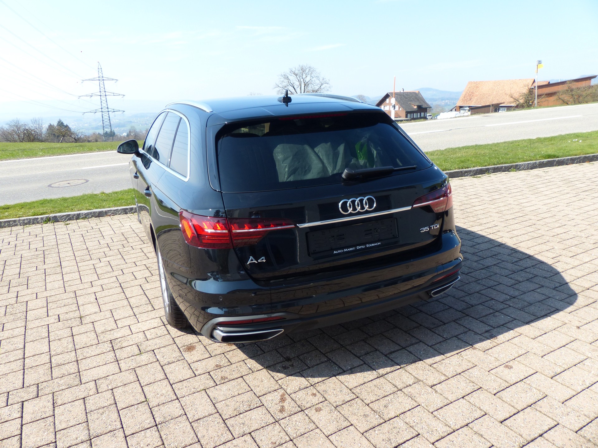AUDI A4 Avant 35 TDI S-tronic-image-10