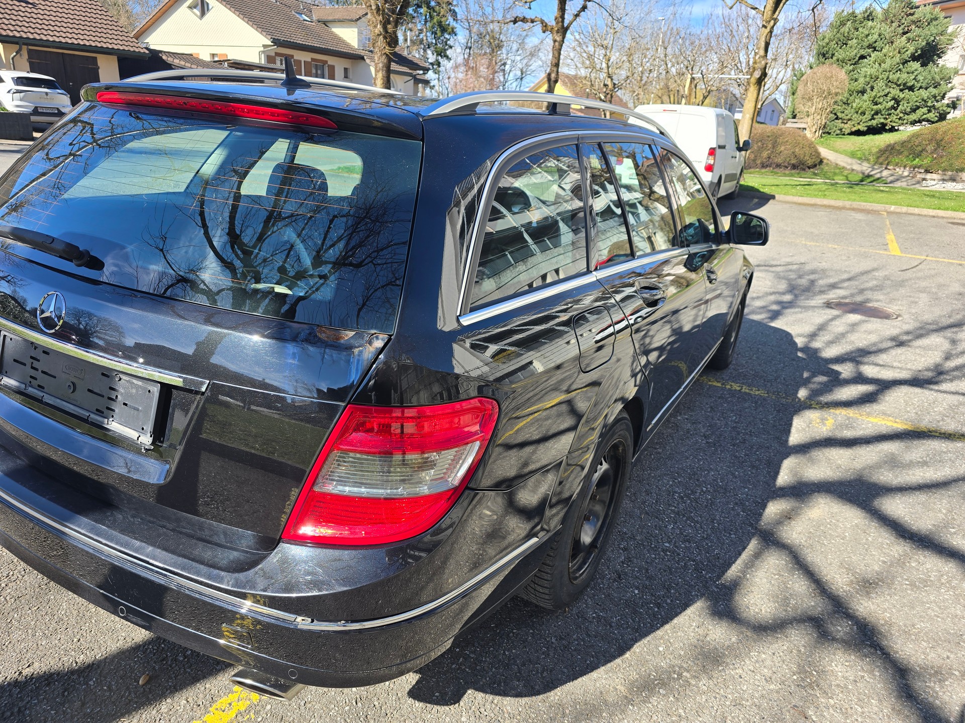 MERCEDES-BENZ C 230 Avantgarde-image-5