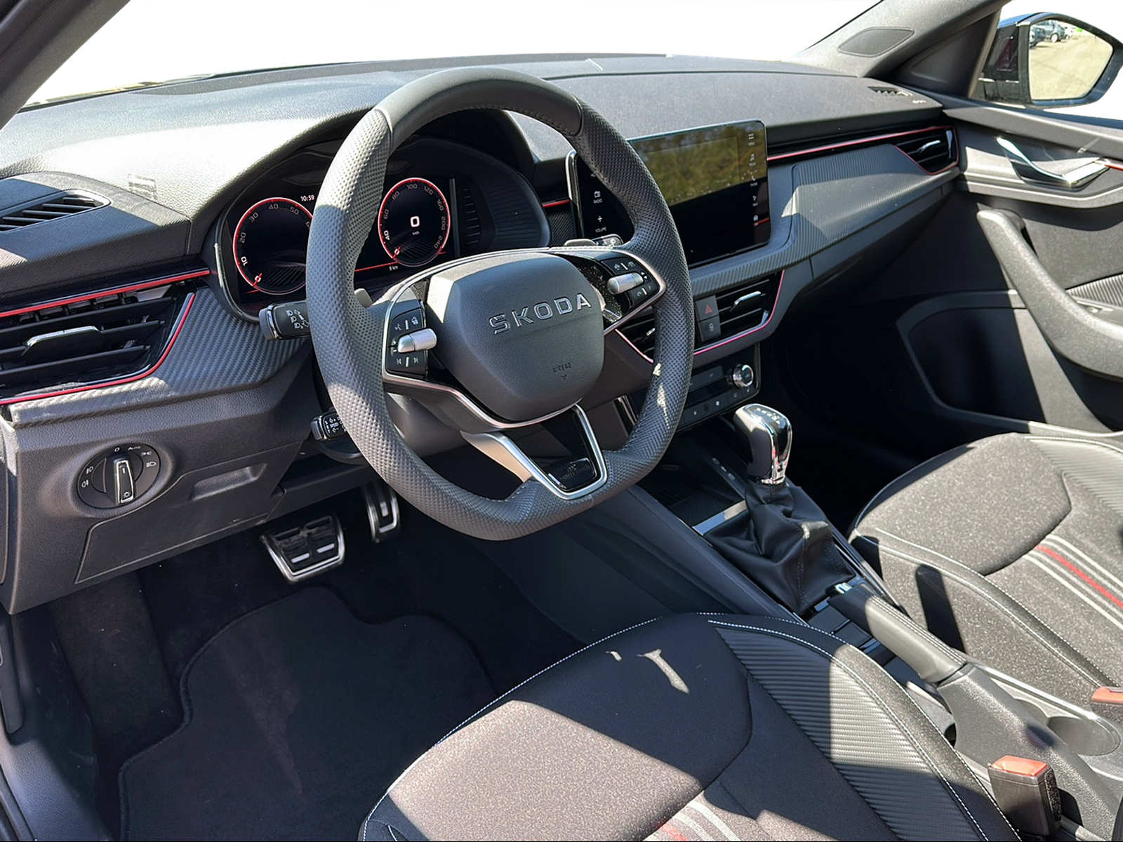 SKODA Scala 1.5 TSI Monte Carlo DSG-image-3