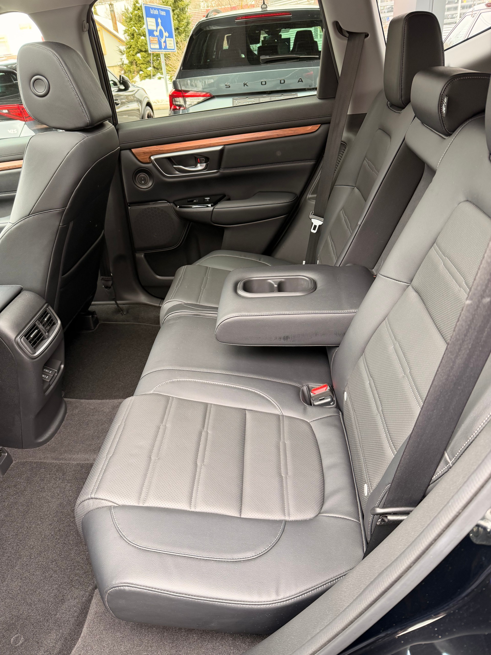 HONDA CR-V 2.0i MMD Hybrid Executive 4WD Automatic-image-10
