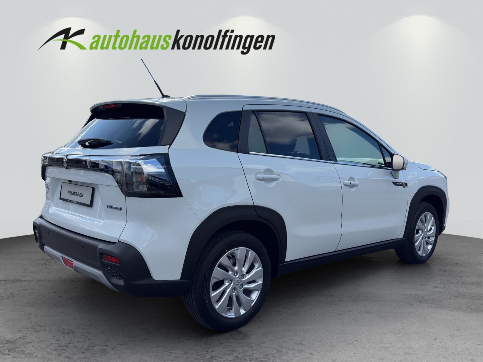 SUZUKI S-Cross 1.4 T Sakura Hybrid 4x4-image-3