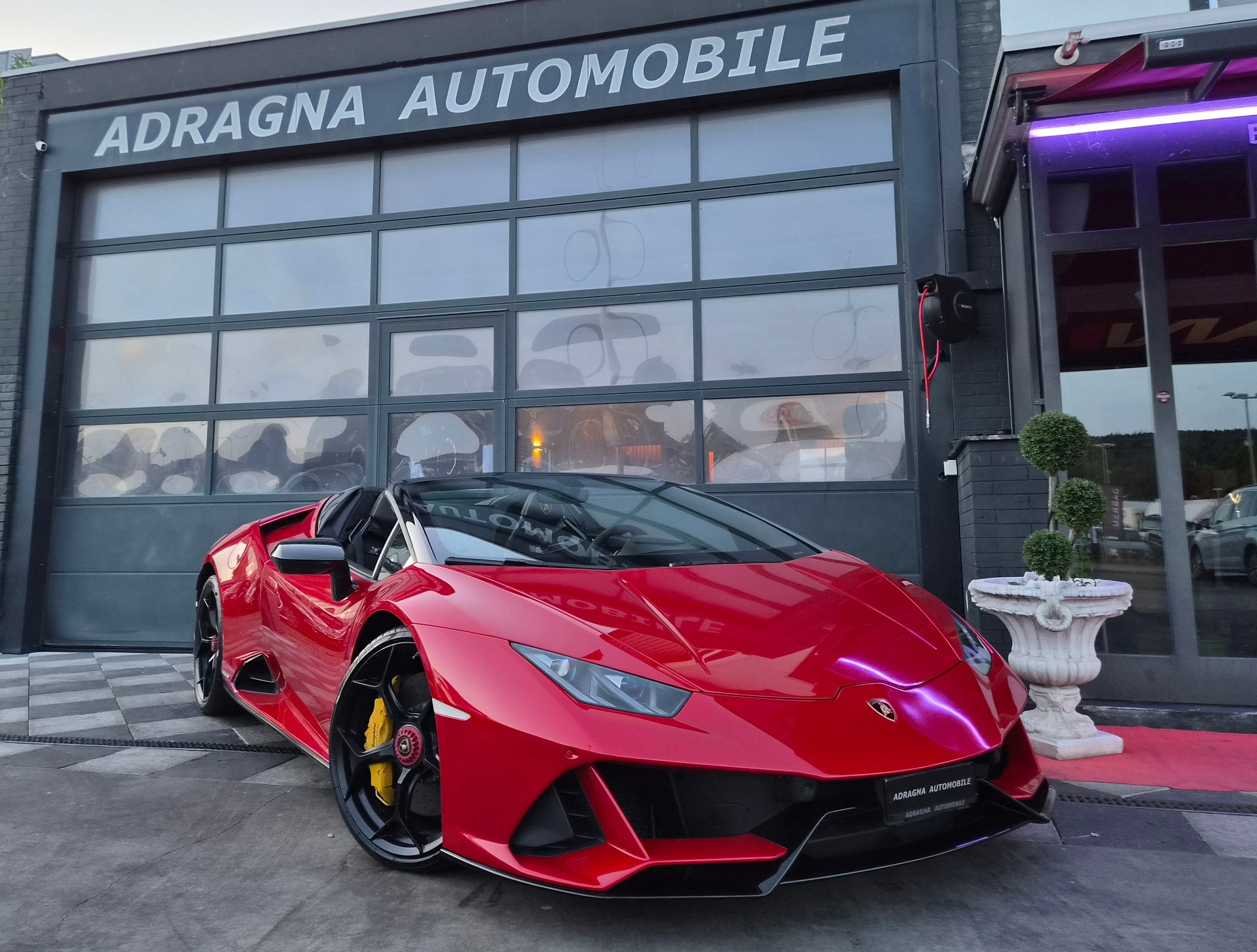 LAMBORGHINI Huracan EVO Spyder DCT-showroom-element-2