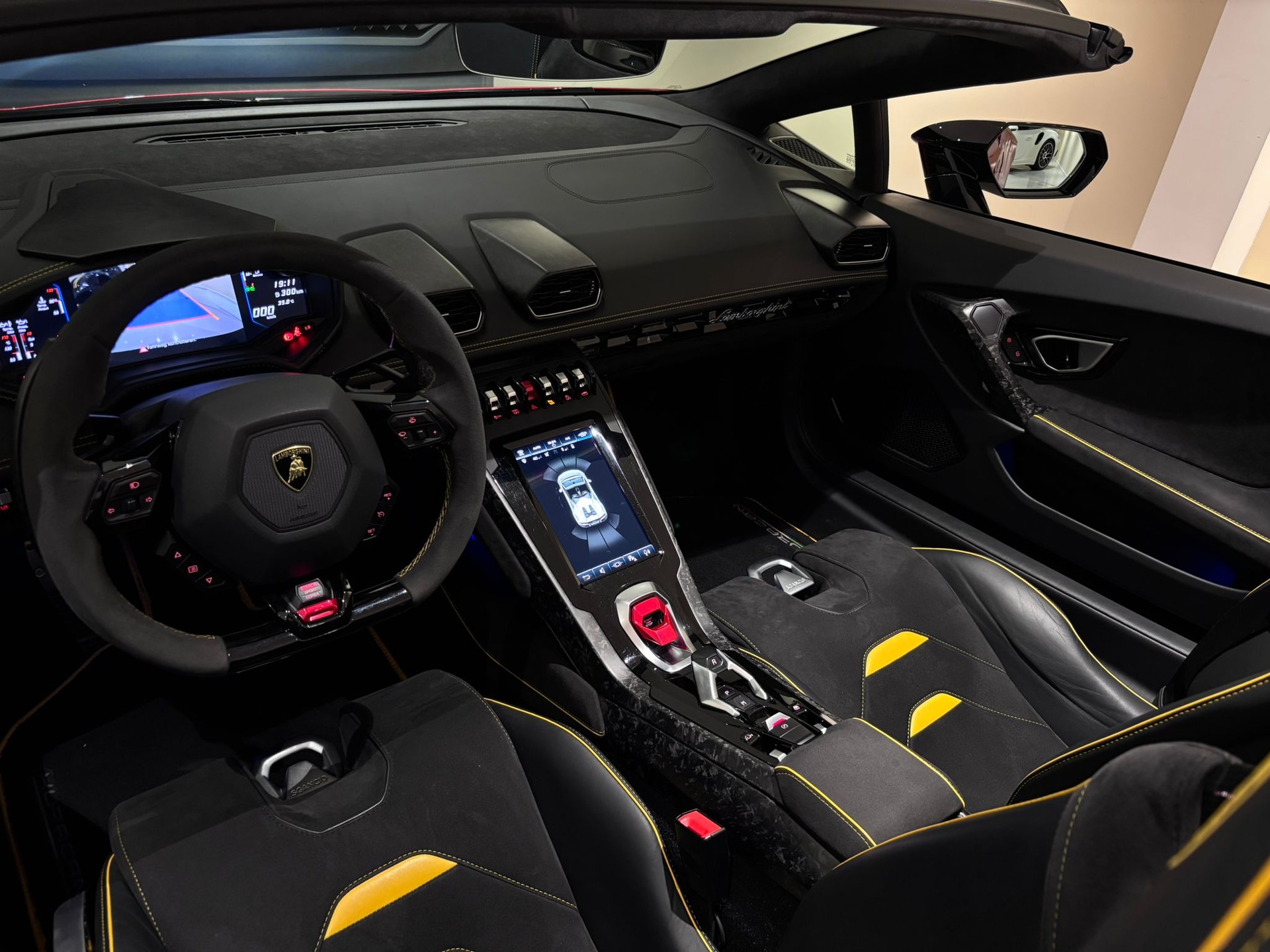 LAMBORGHINI Huracan EVO Spyder DCT-image-23
