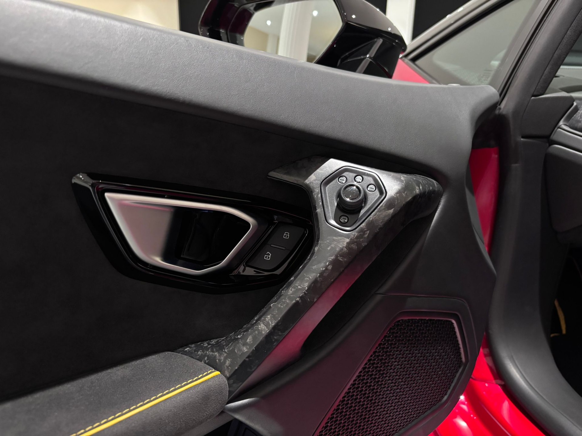 LAMBORGHINI Huracan EVO Spyder DCT-image-28
