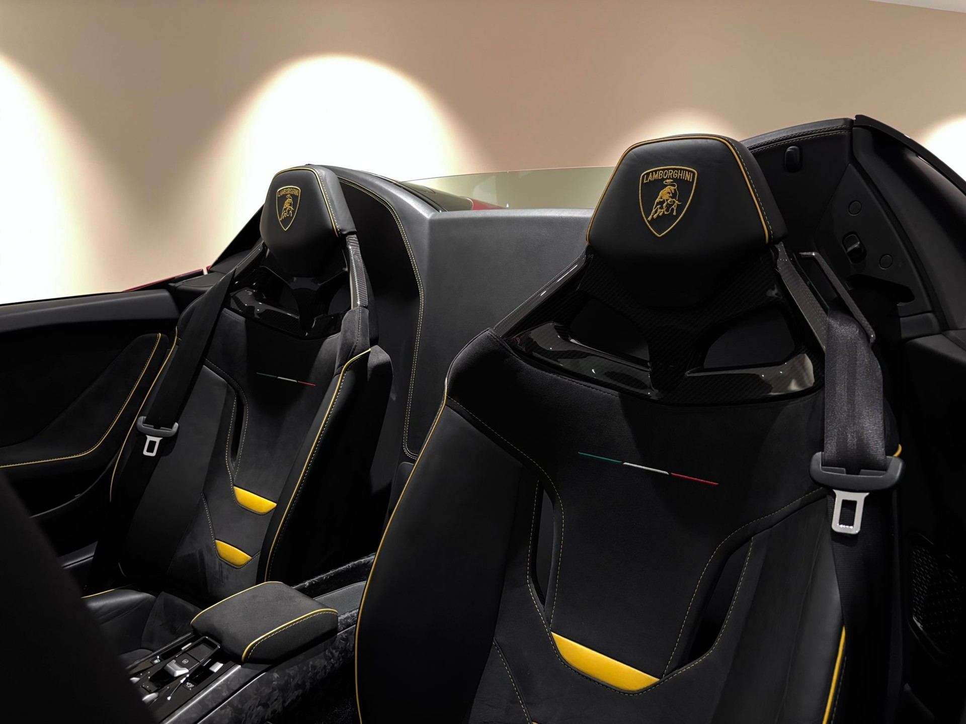 LAMBORGHINI Huracan EVO Spyder DCT-image-24