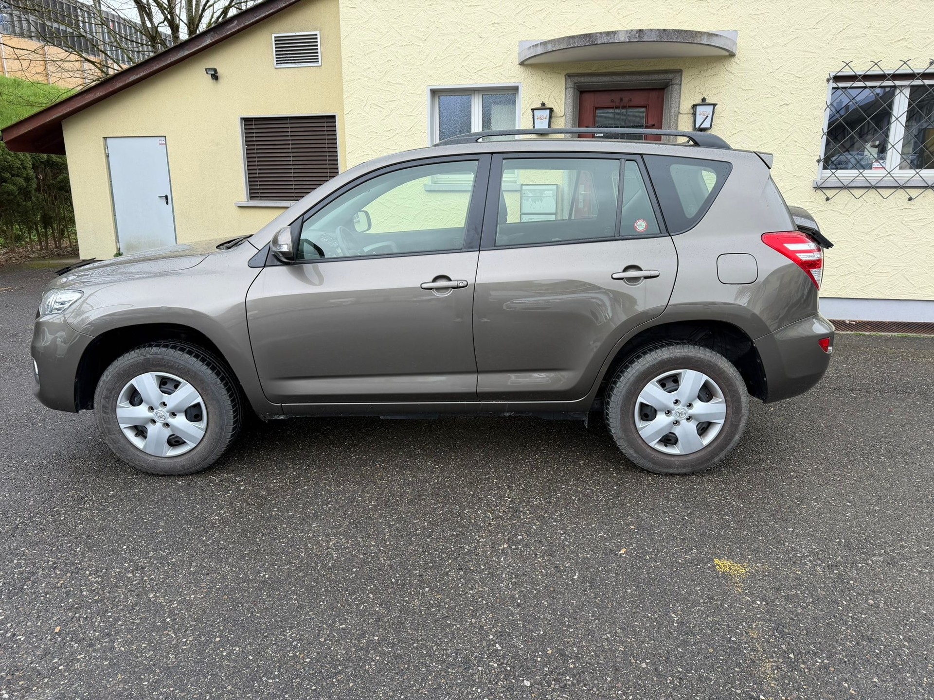 TOYOTA RAV-4 2.0 16V Linea Terra Multidrive-image-7