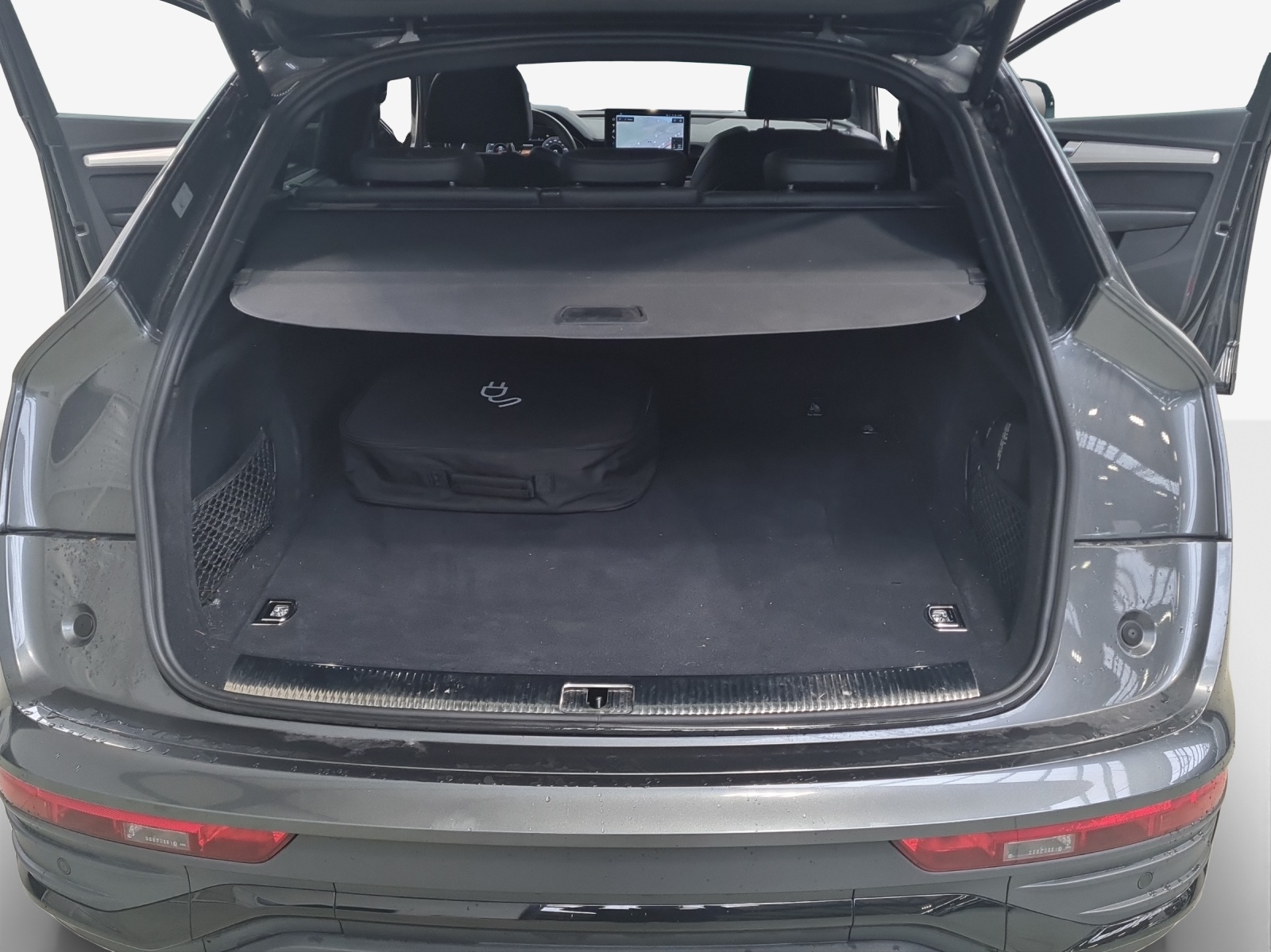 AUDI Q5 Sportback 50 TFSI e PHEV S line quattro S-tronic-image-13