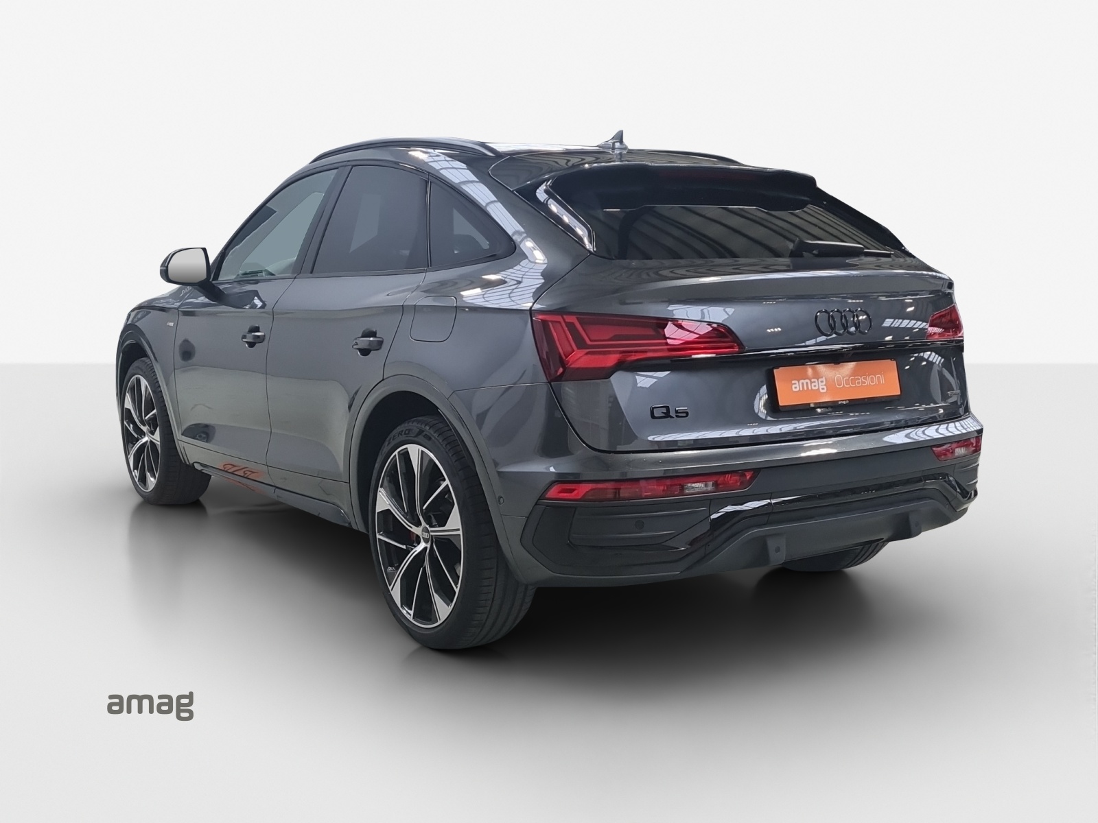 AUDI Q5 Sportback 50 TFSI e PHEV S line quattro S-tronic-image-3