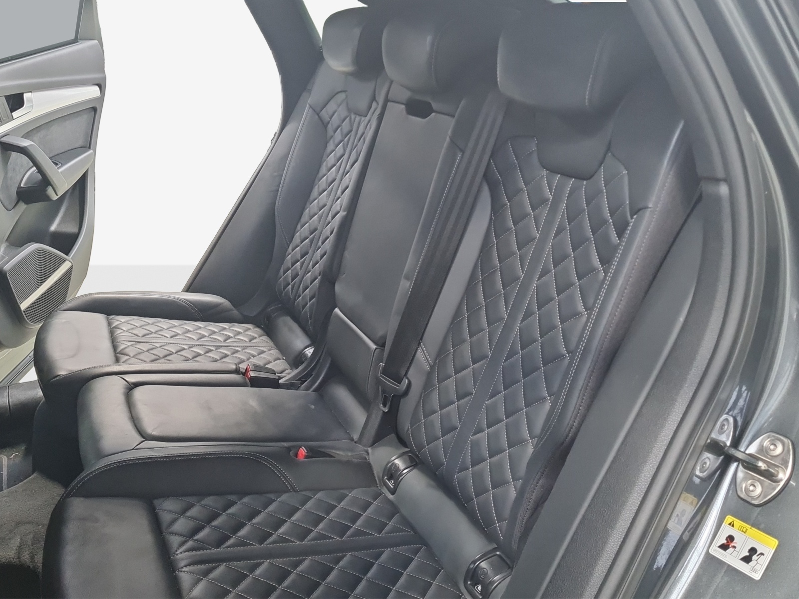 AUDI Q5 Sportback 50 TFSI e PHEV S line quattro S-tronic-image-12