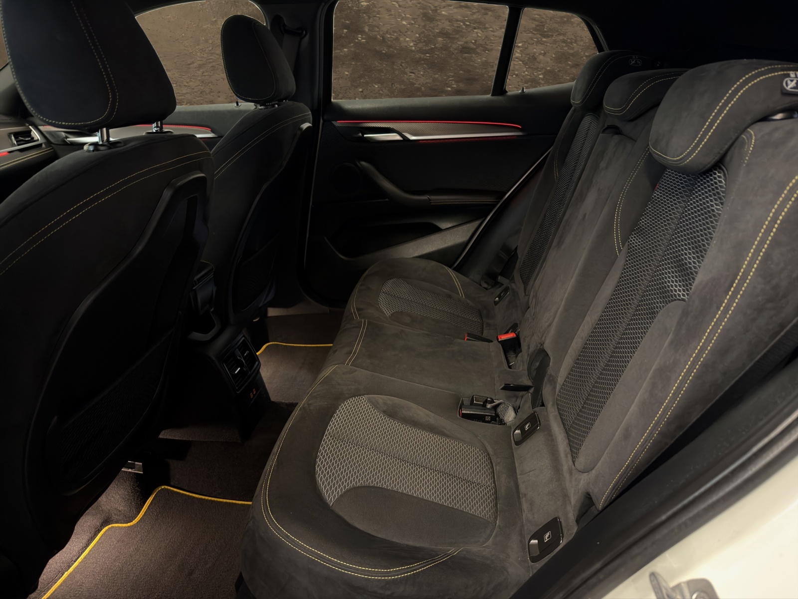 BMW X2 sDrive 18i-image-16