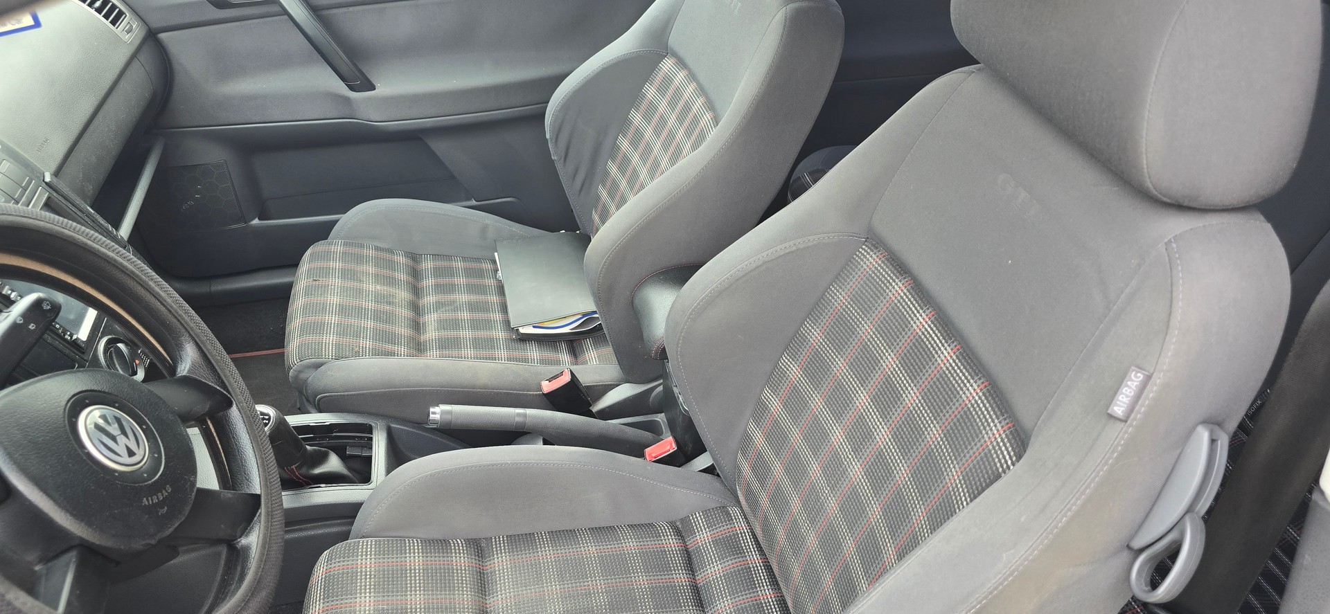 VW Polo 1.4 16V Highline-image-10