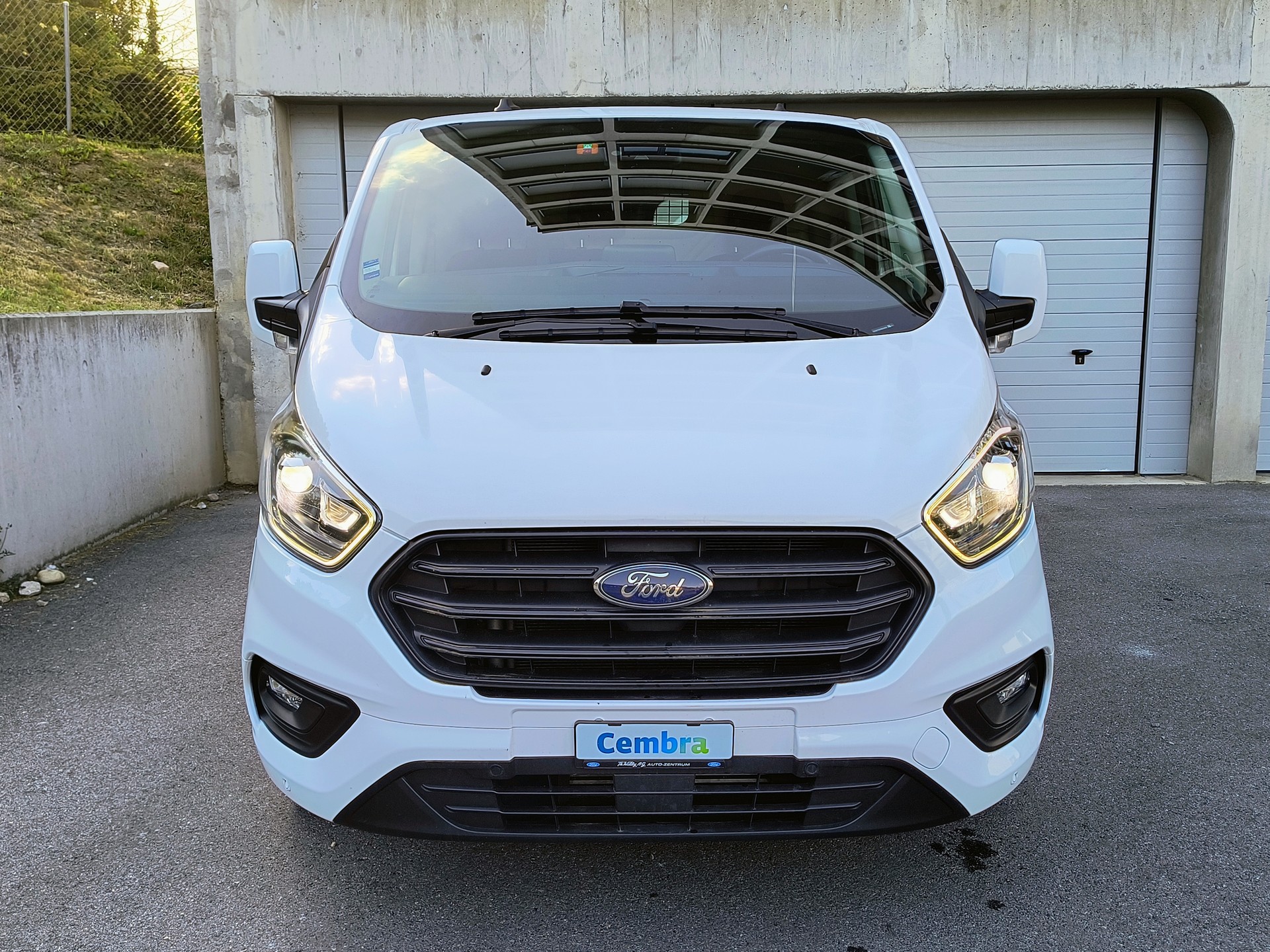 FORD Transit Custom Van 300 L1H1 Trend-image-1