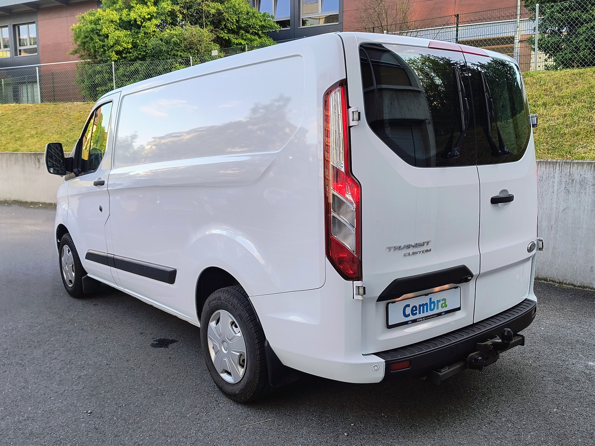 FORD Transit Custom Van 300 L1H1 Trend-image-3