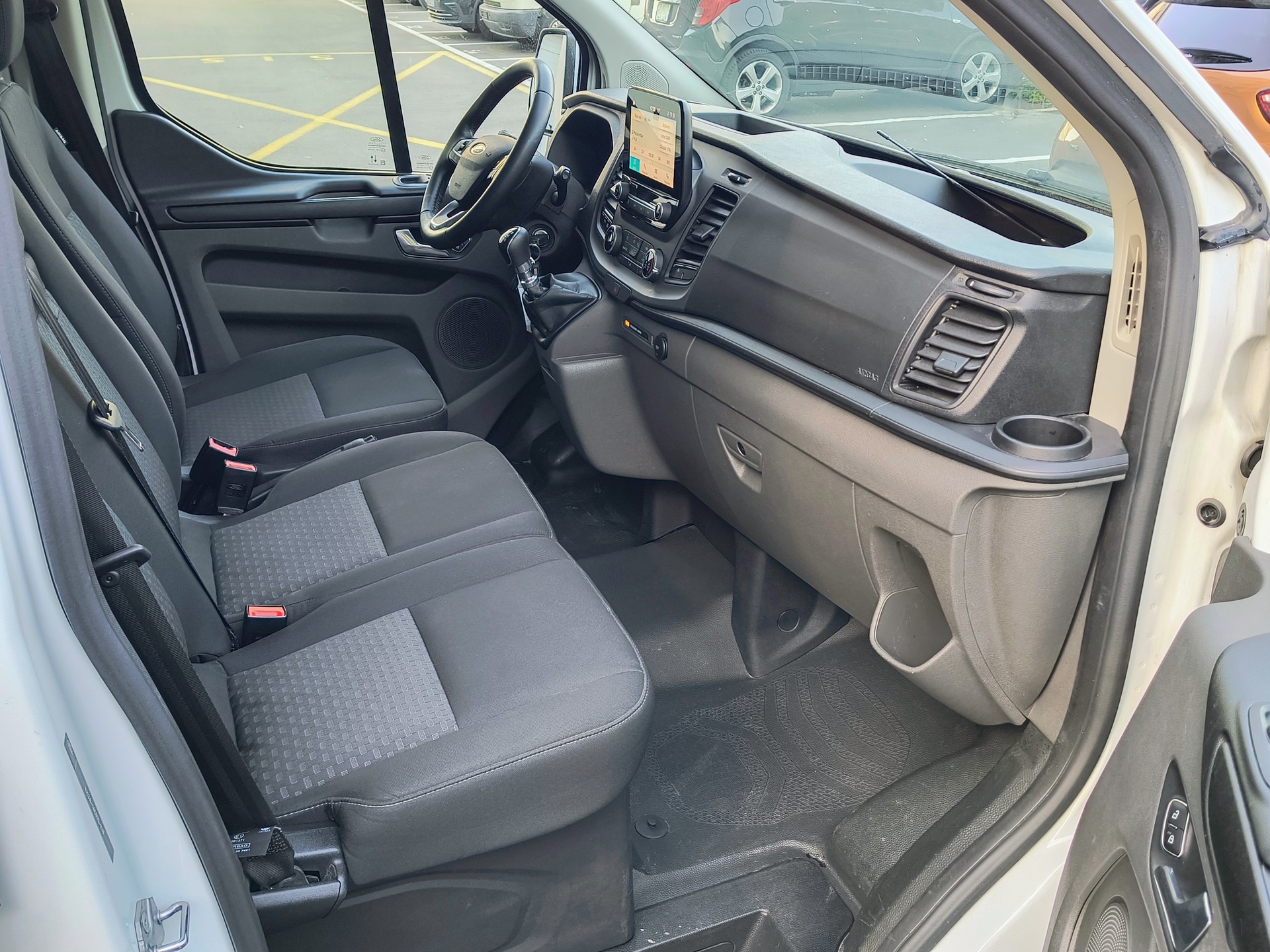 FORD Transit Custom Van 300 L1H1 Trend-image-5