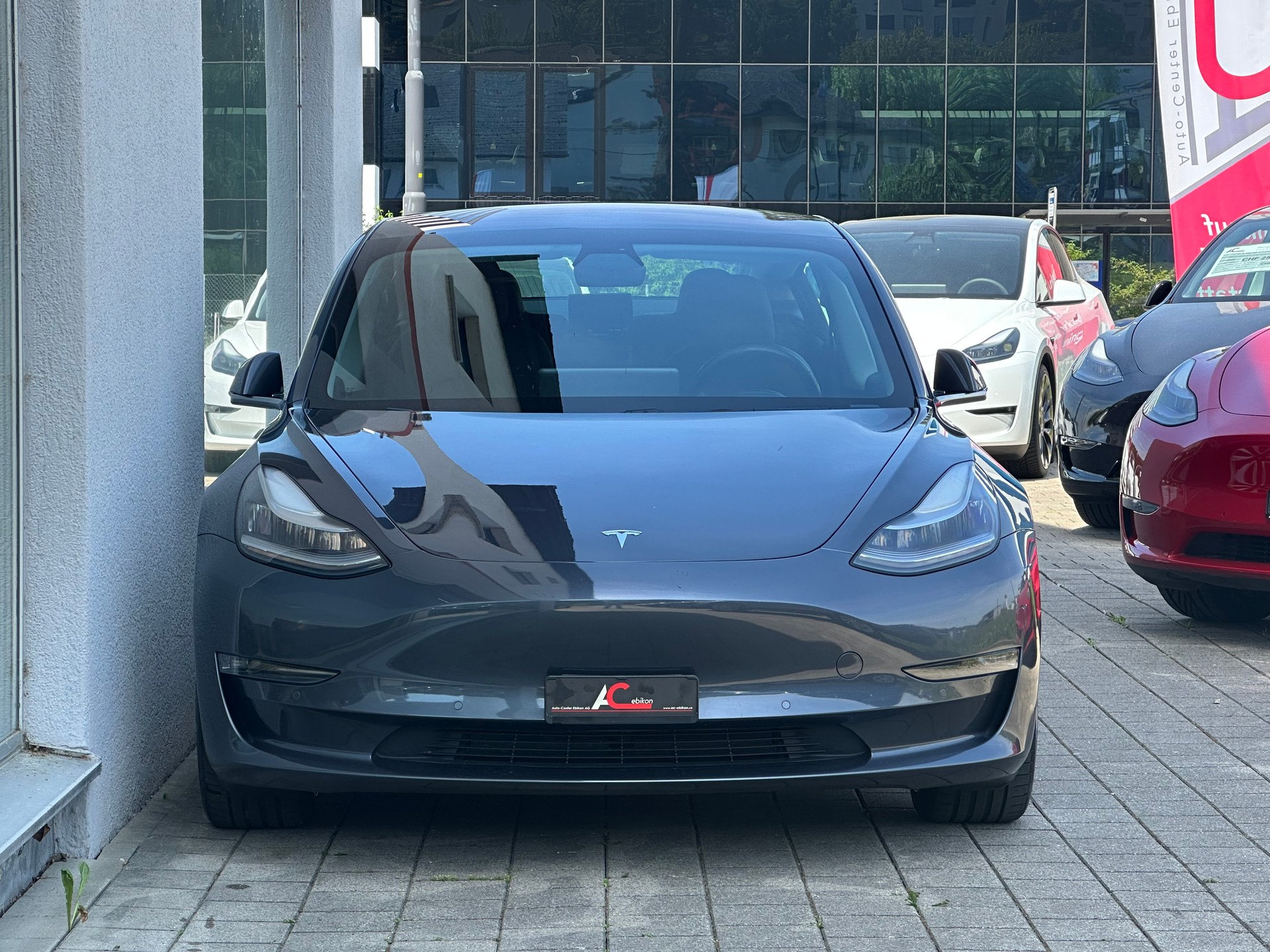 TESLA Model 3 Long Range Dual Motor AWD-image-3