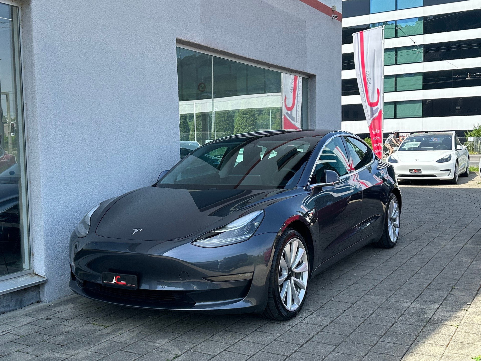 TESLA Model 3 Long Range Dual Motor AWD-image-0