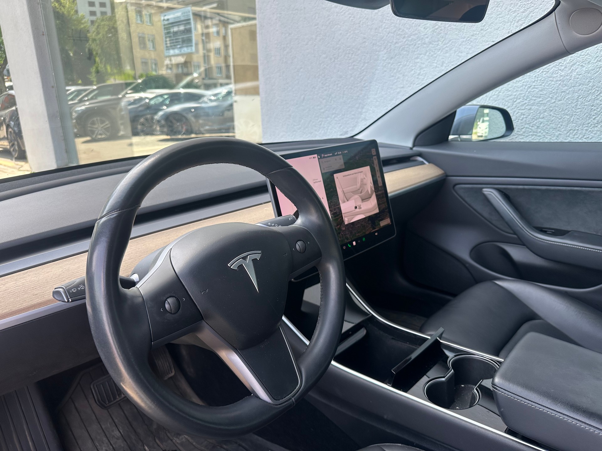 TESLA Model 3 Long Range Dual Motor AWD-image-6
