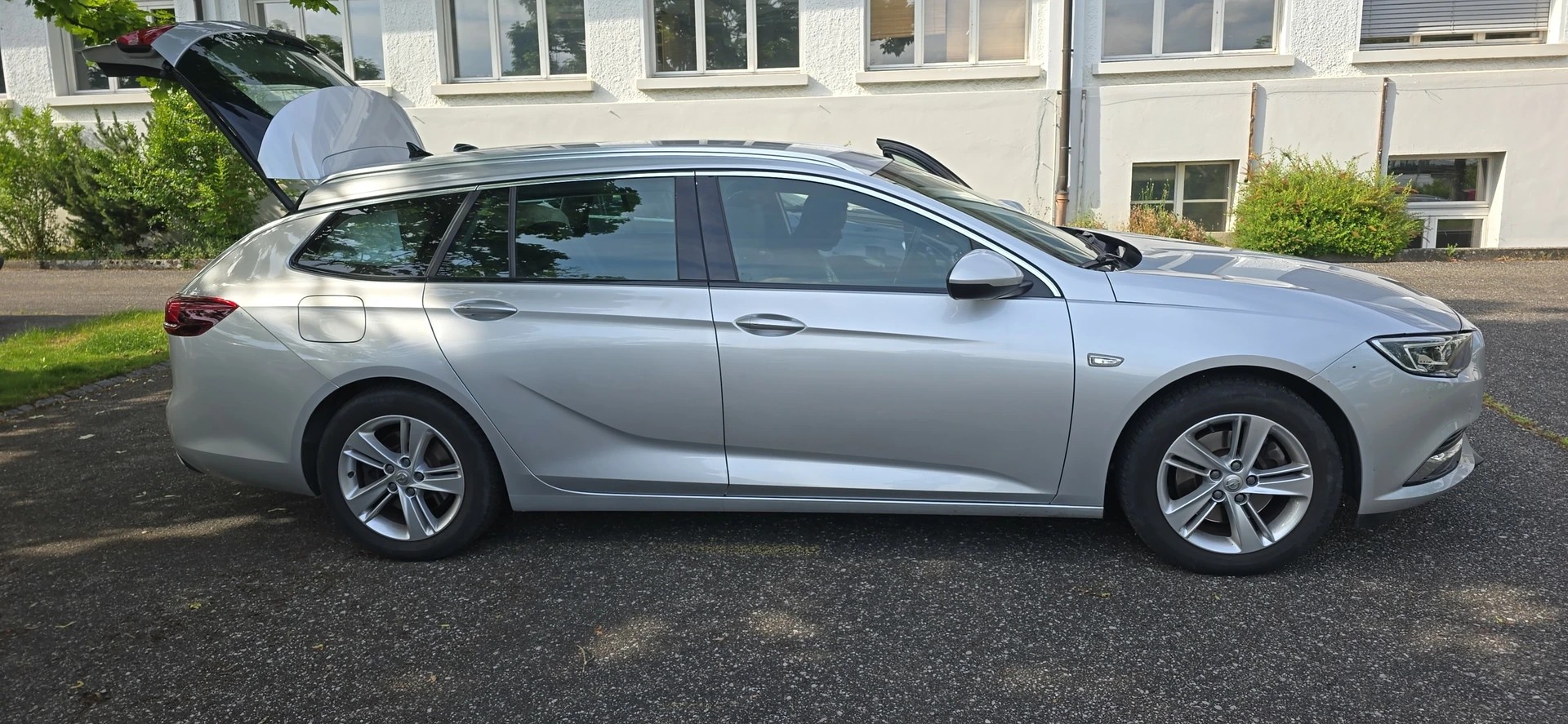 OPEL Insignia 2.0 BiDTI Sports Tourer Excellence 4WD A.-image-5