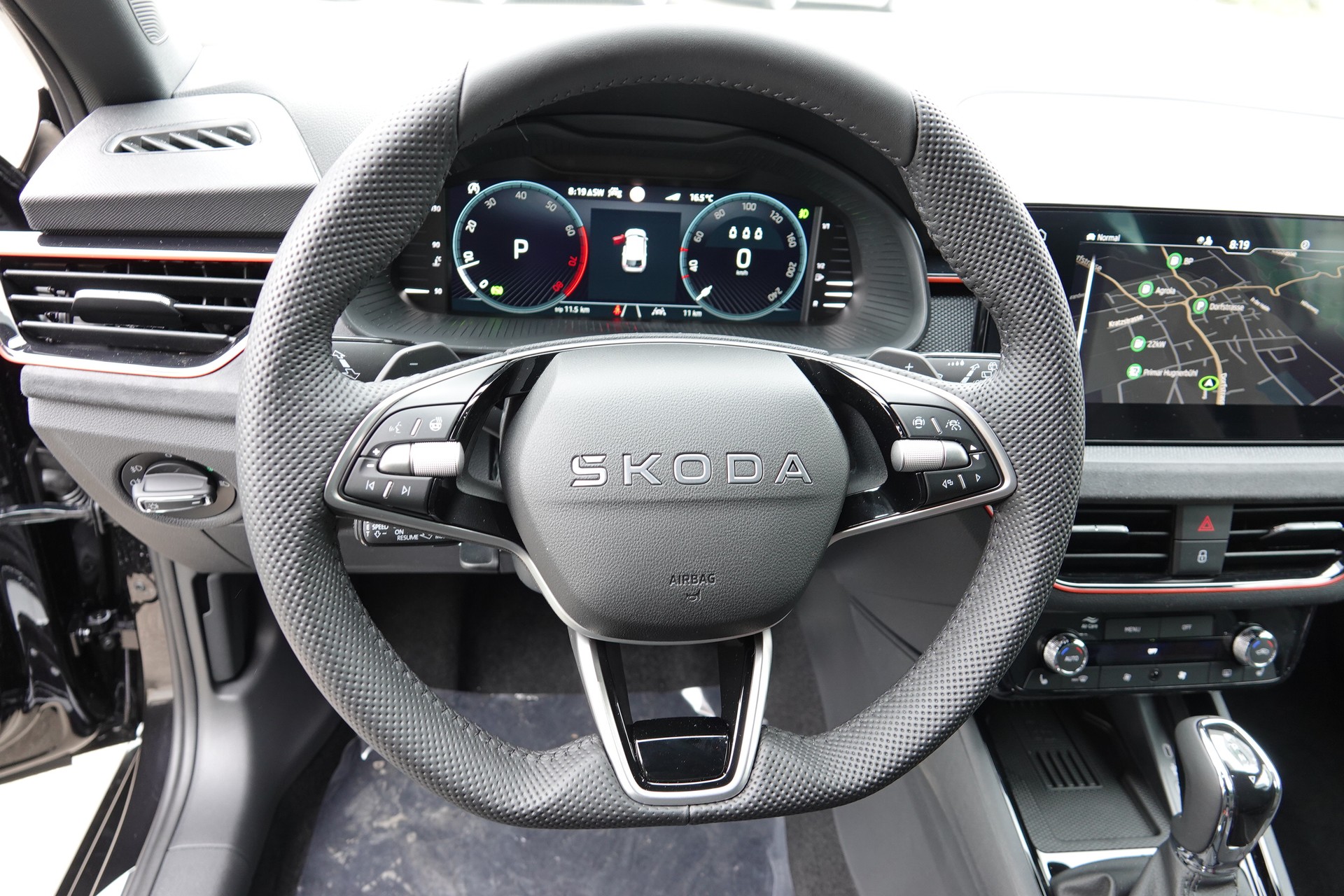 SKODA Scala 1.5 TSI Dynamic DSG-image-10