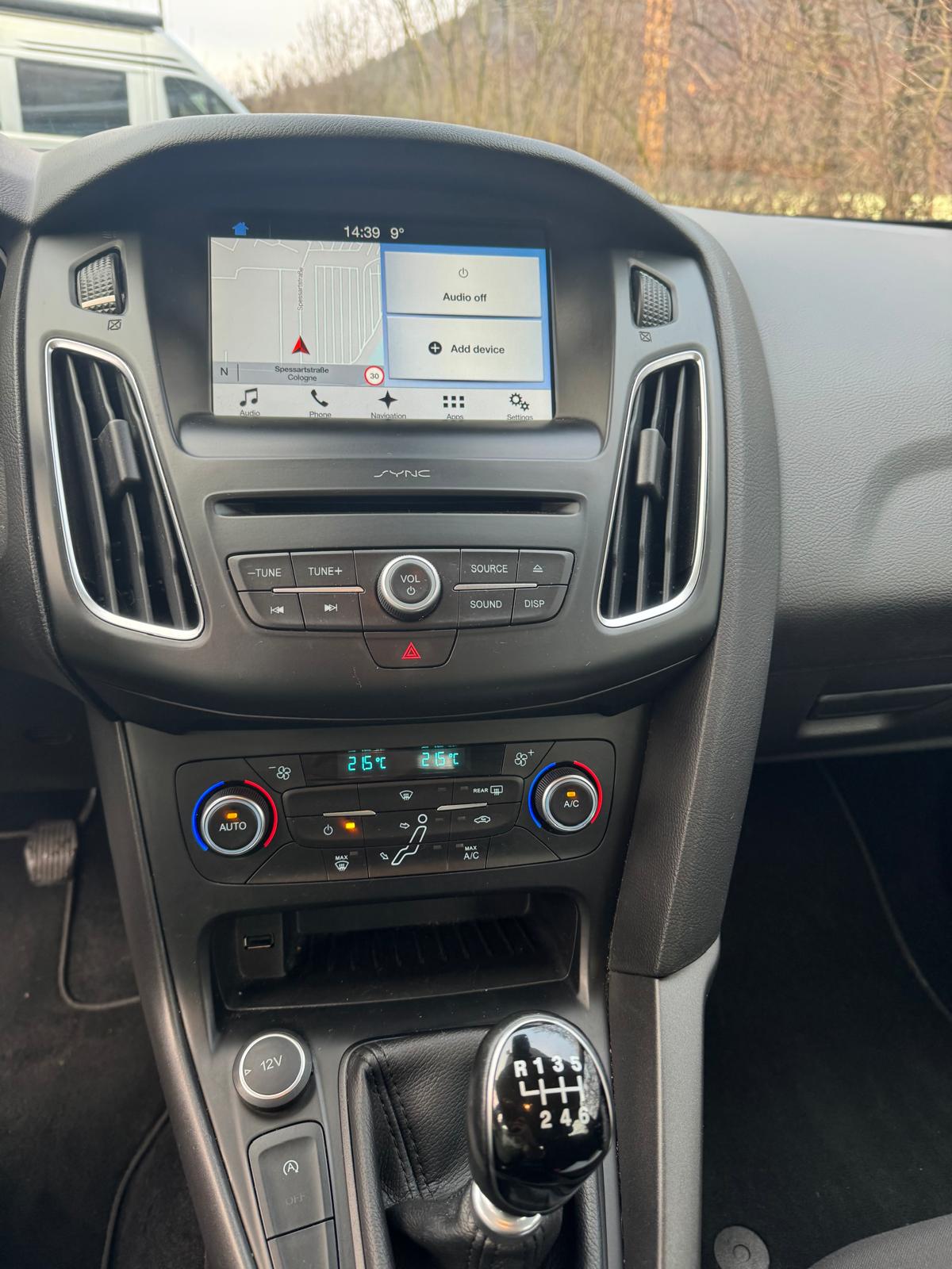 FORD Focus 1.0 SCTi Trend-image-12
