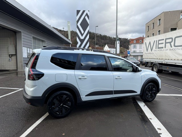 DACIA Jogger 1.8 Hybrid Expression 7P-image-2
