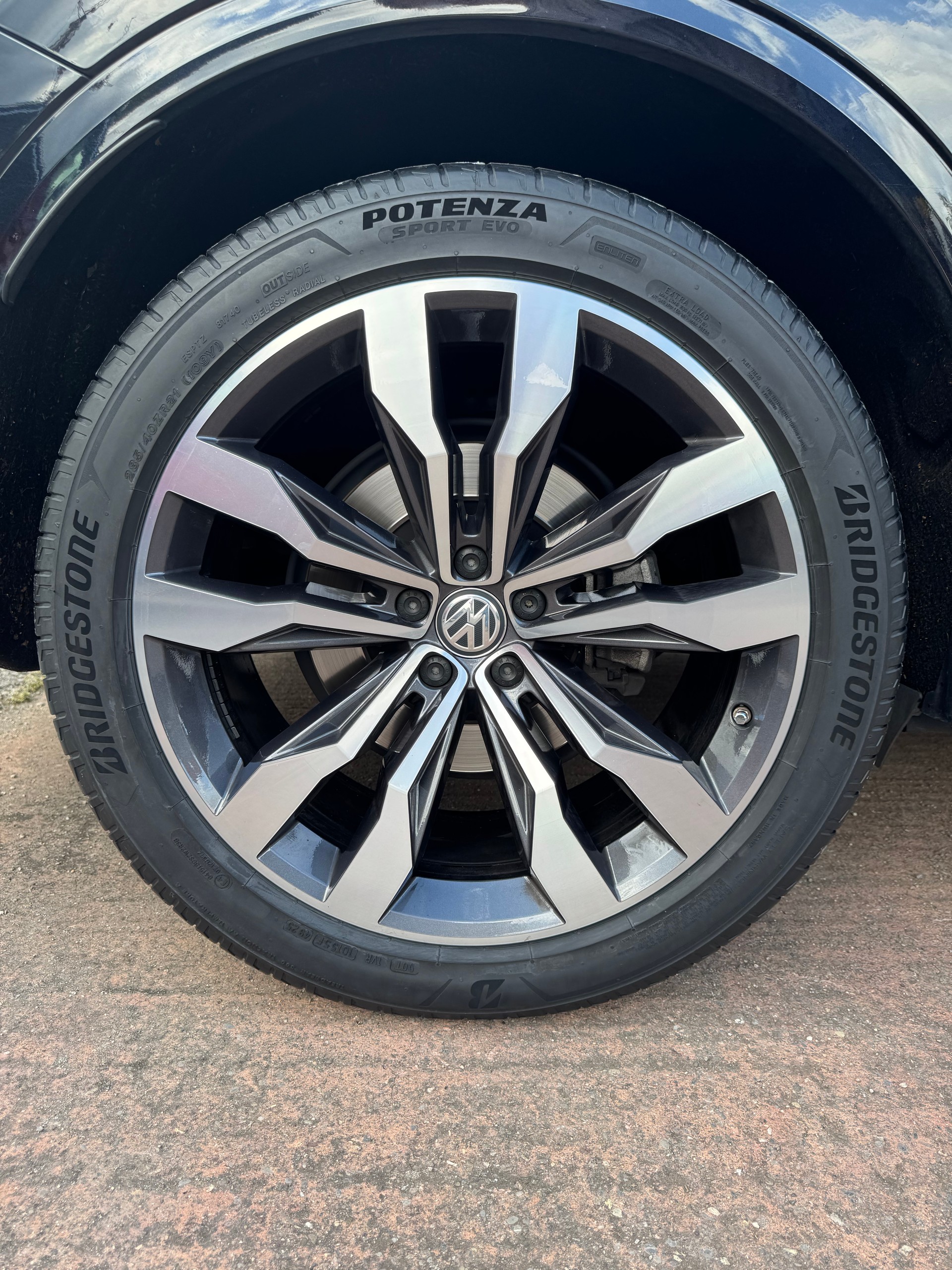 VW Touareg 3.0 TDI R Line Tiptronic-image-6