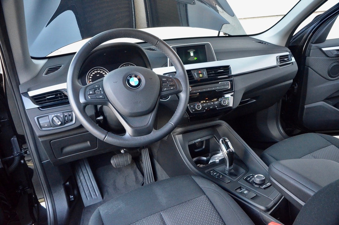 BMW X1 sDrive 18i Steptronic DSK-image-22