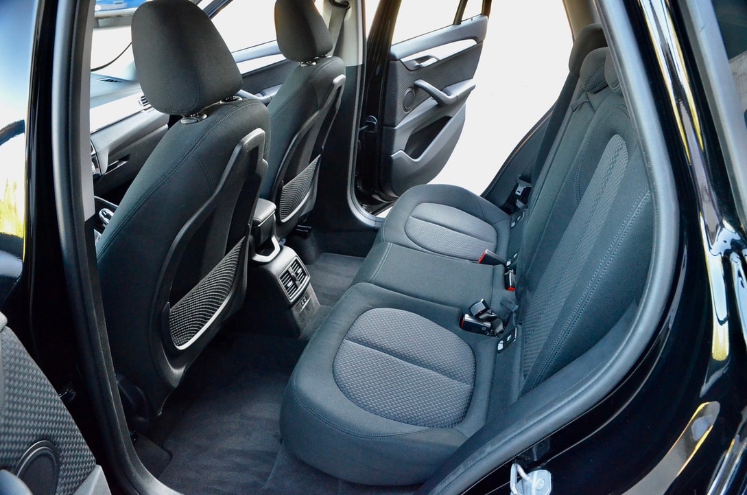 BMW X1 sDrive 18i Steptronic DSK-image-13