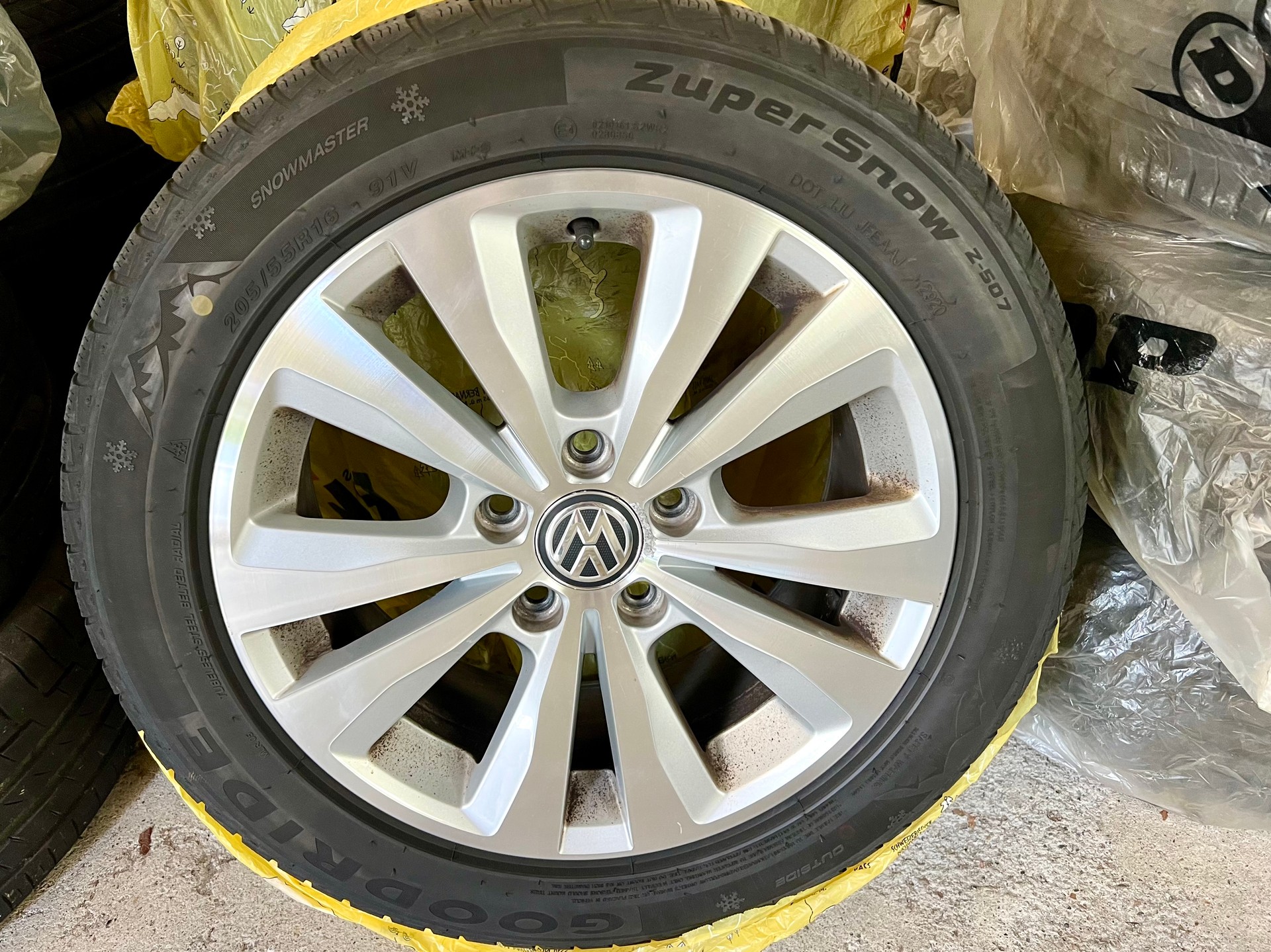 VW Golf 1.5 TSI EVO Highline DSG Facelift-image-30