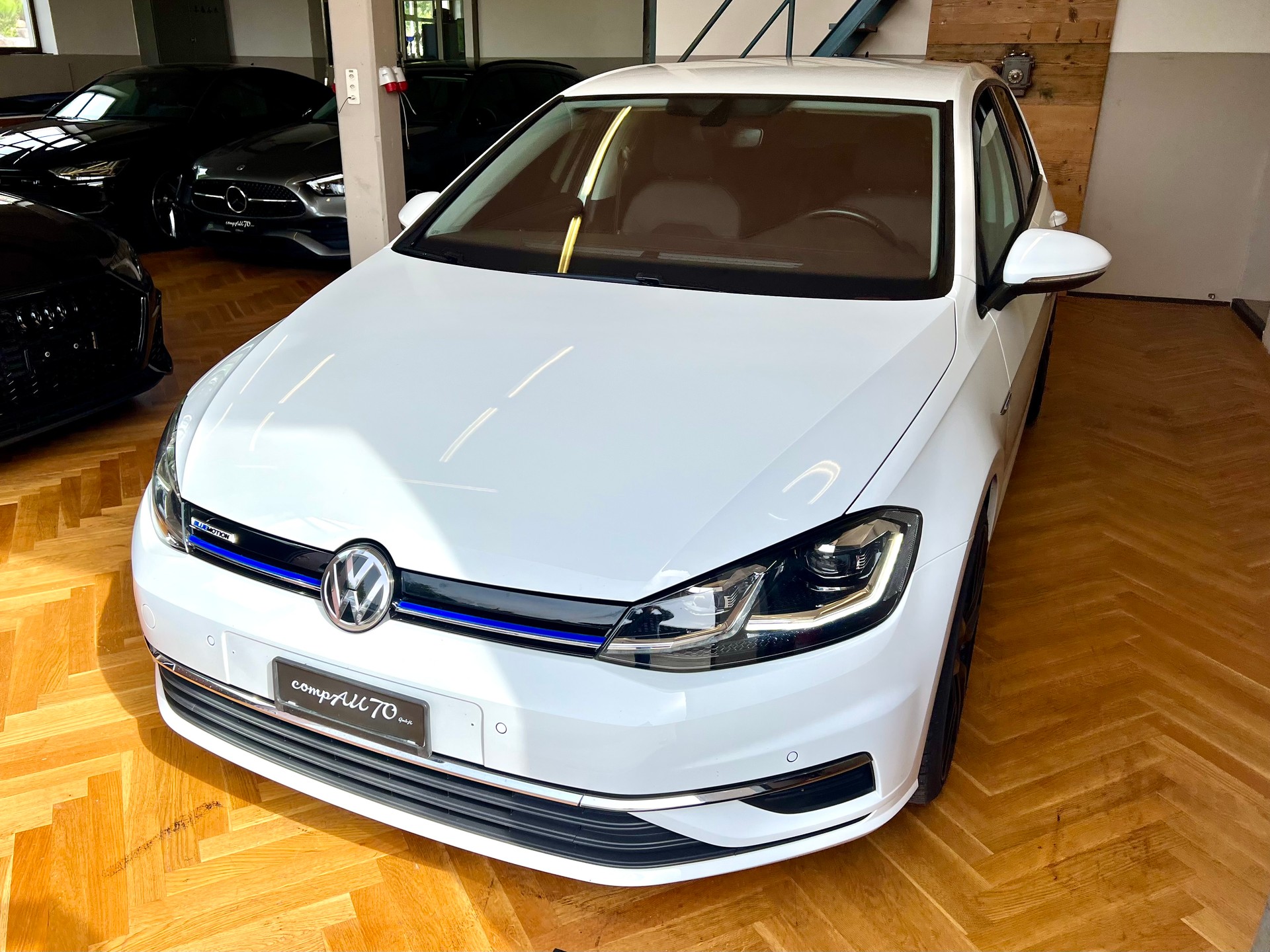 VW Golf 1.5 TSI EVO Highline DSG Facelift-image-13