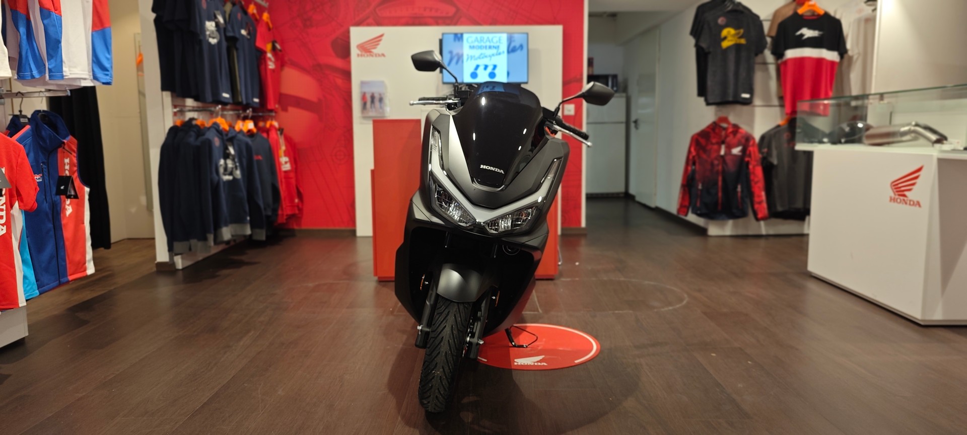 HONDA PCX 125-image-6