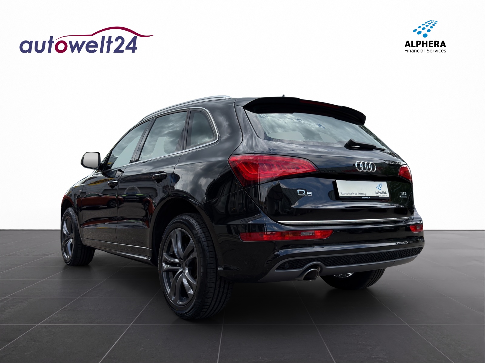 AUDI Q5 2.0 TDI quattro S-tronic S-LINE!!!-image-6