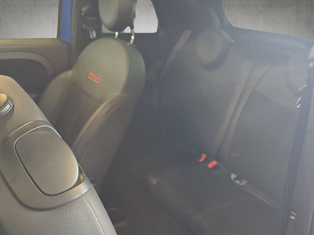 FIAT 500 C 1.0 Hybrid Sport-image-11